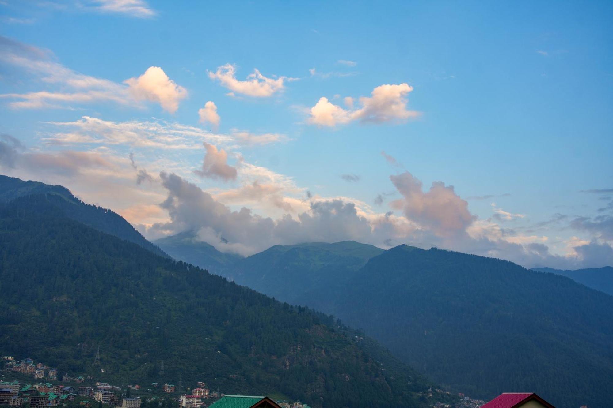 4bhkitchen I Mountainview I Pet Friendly I Garden * Manali (Himachal Pradesh)