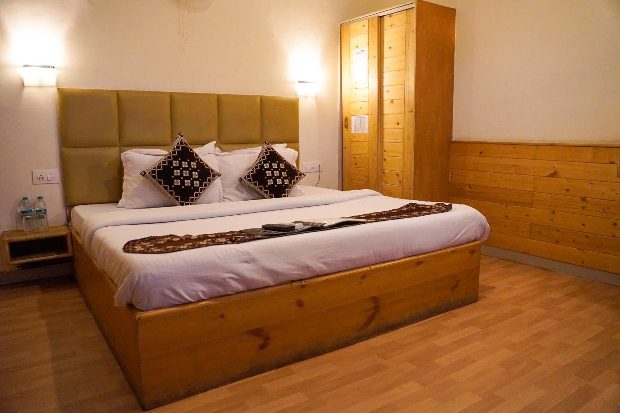 4bhkitchen I Mountainview I Pet Friendly I Garden * Manali (Himachal Pradesh)