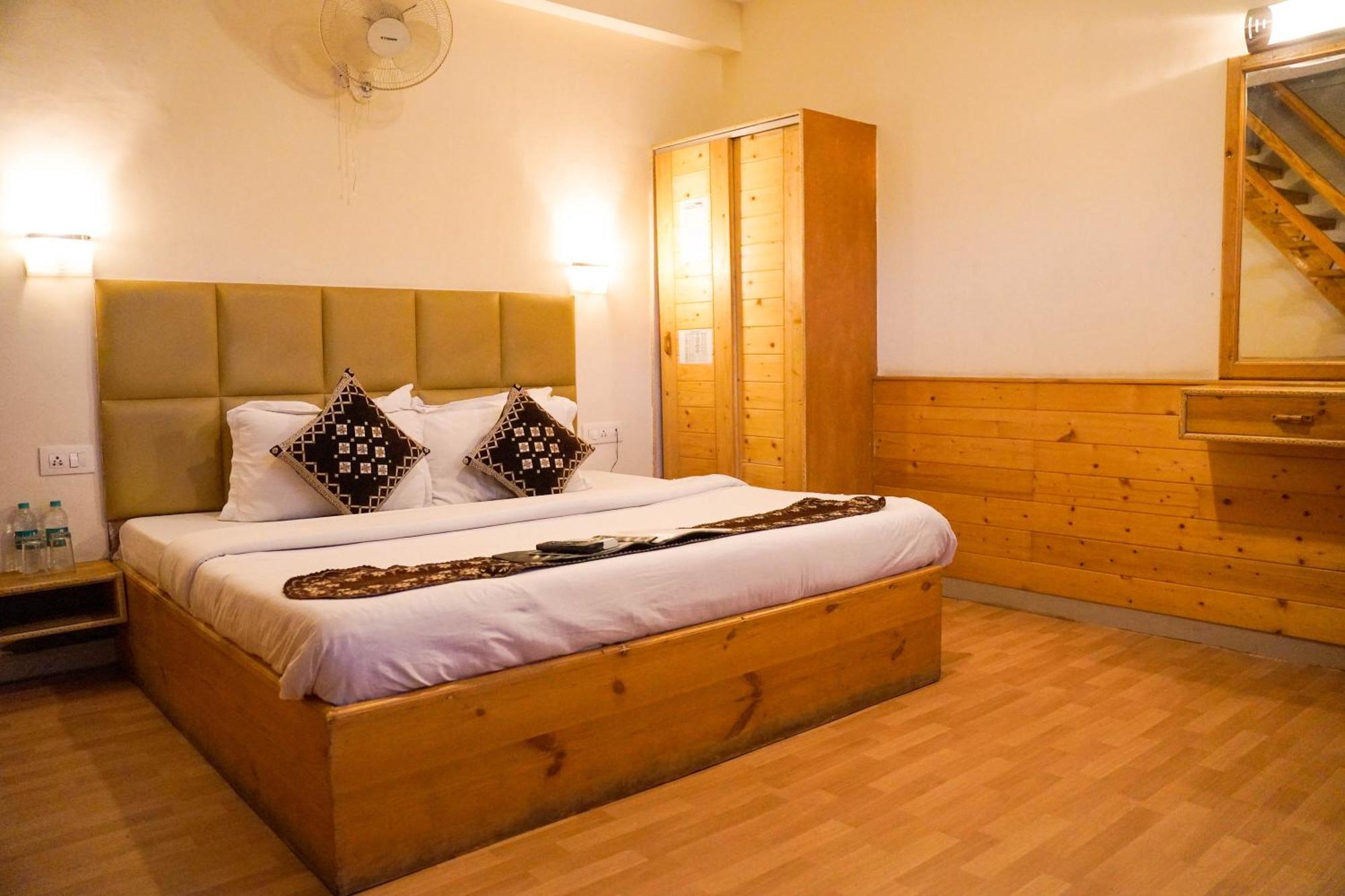 4bhkitchen I Mountainview I Pet Friendly I Garden * Manali (Himachal Pradesh)