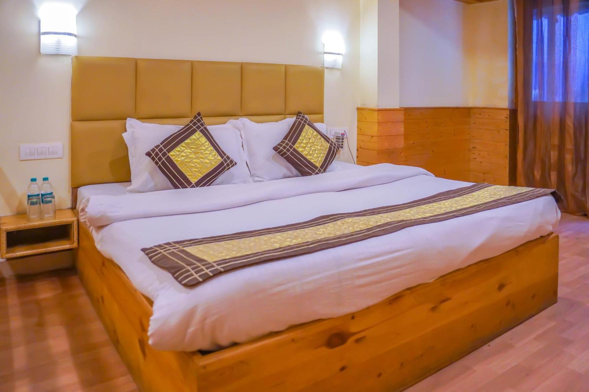 Apartment 4bhkitchen I Mountainview I Pet Friendly I Garden