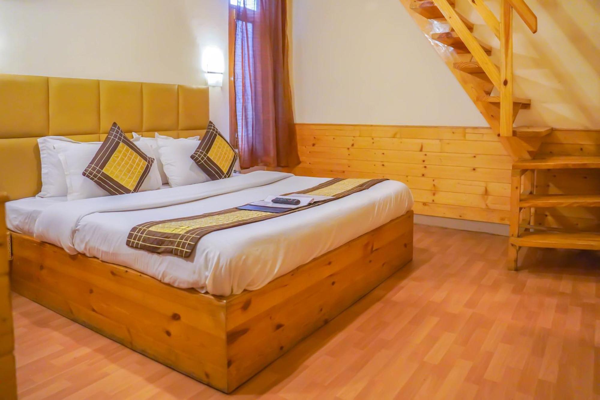 4bhkitchen I Mountainview I Pet Friendly I Garden Apartment *