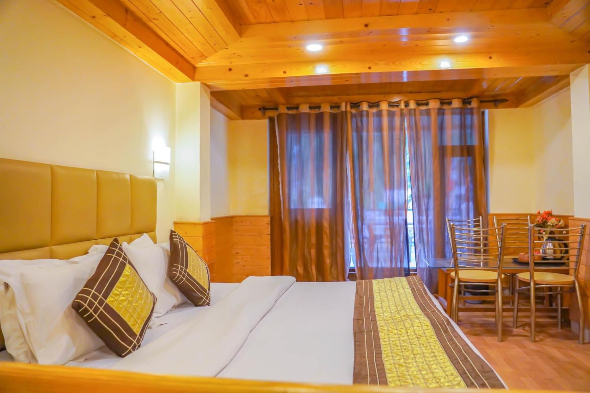 4bhkitchen I Mountainview I Pet Friendly I Garden Apartment Manali (Himachal Pradesh)