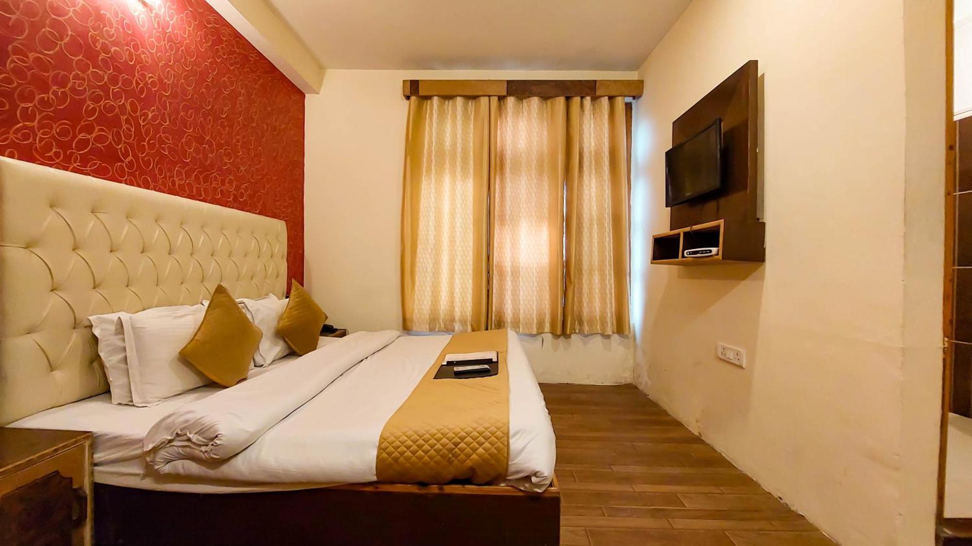 4bhkitchen I Mountainview I Pet Friendly I Garden Manali (Himachal Pradesh)