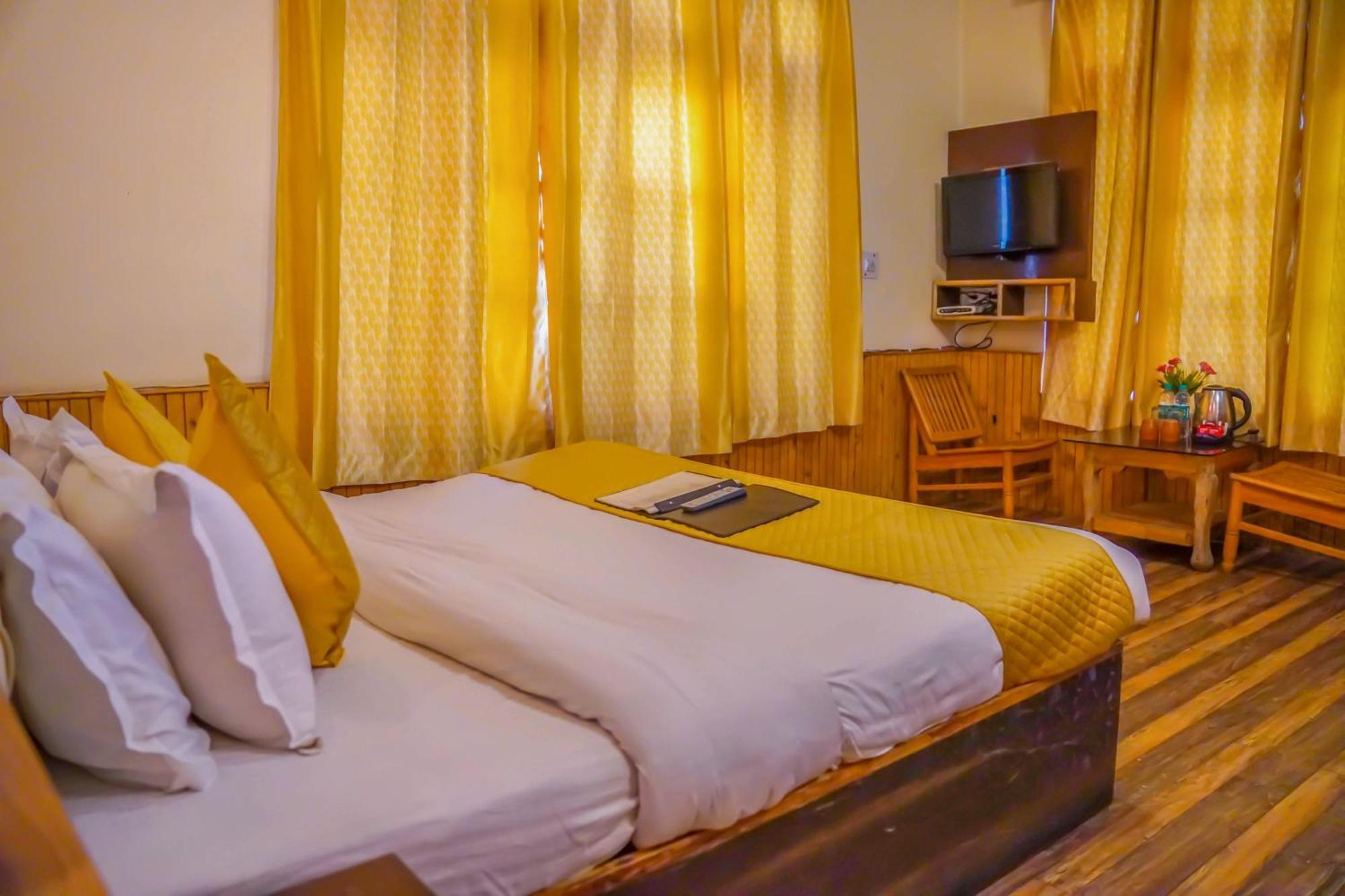4bhkitchen I Mountainview I Pet Friendly I Garden Manali (Himachal Pradesh)