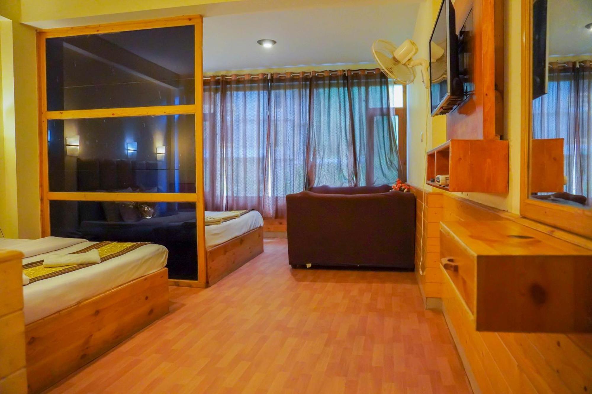 Apartment 4bhkitchen I Mountainview I Pet Friendly I Garden *