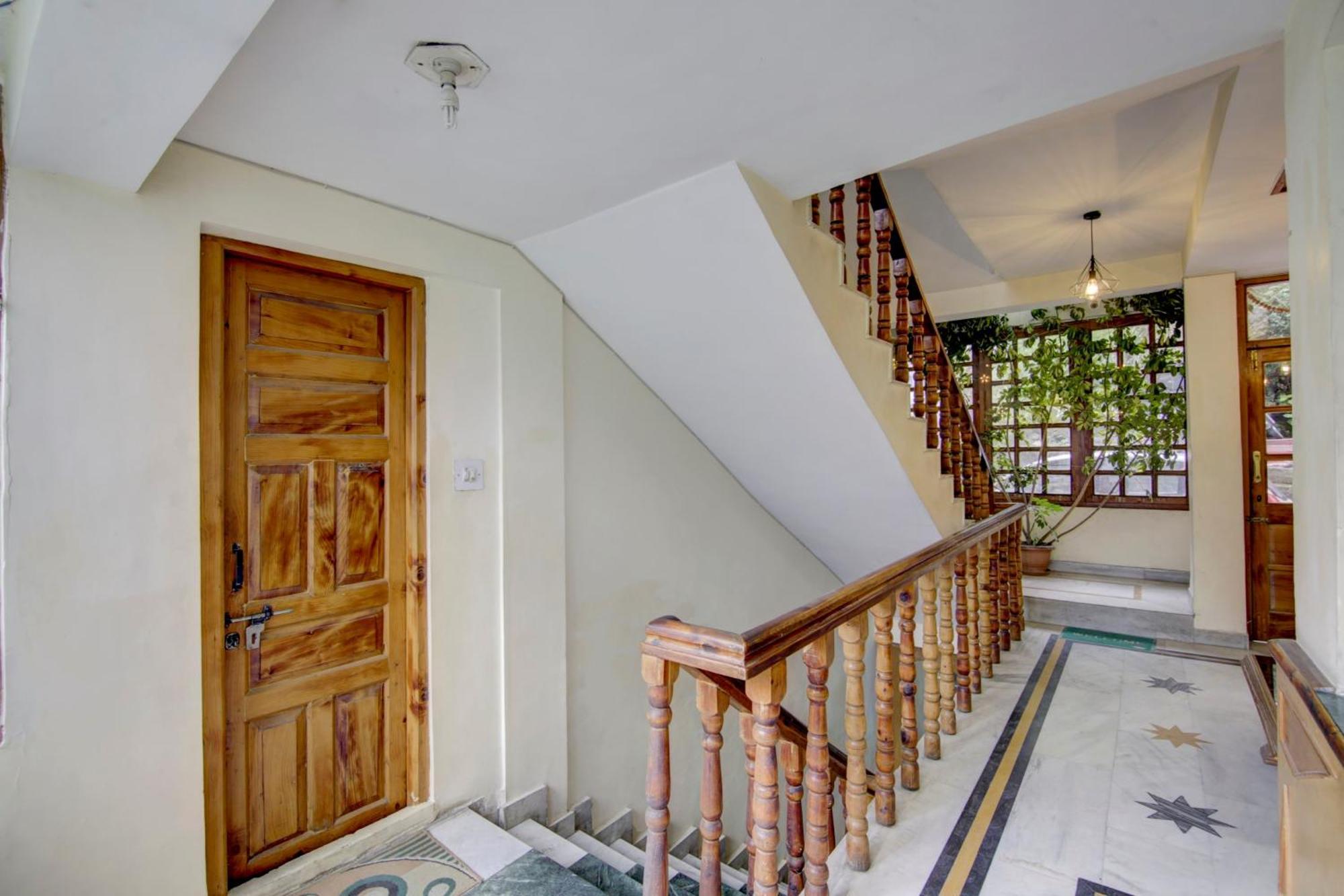 Hotel O New Vashisht View
