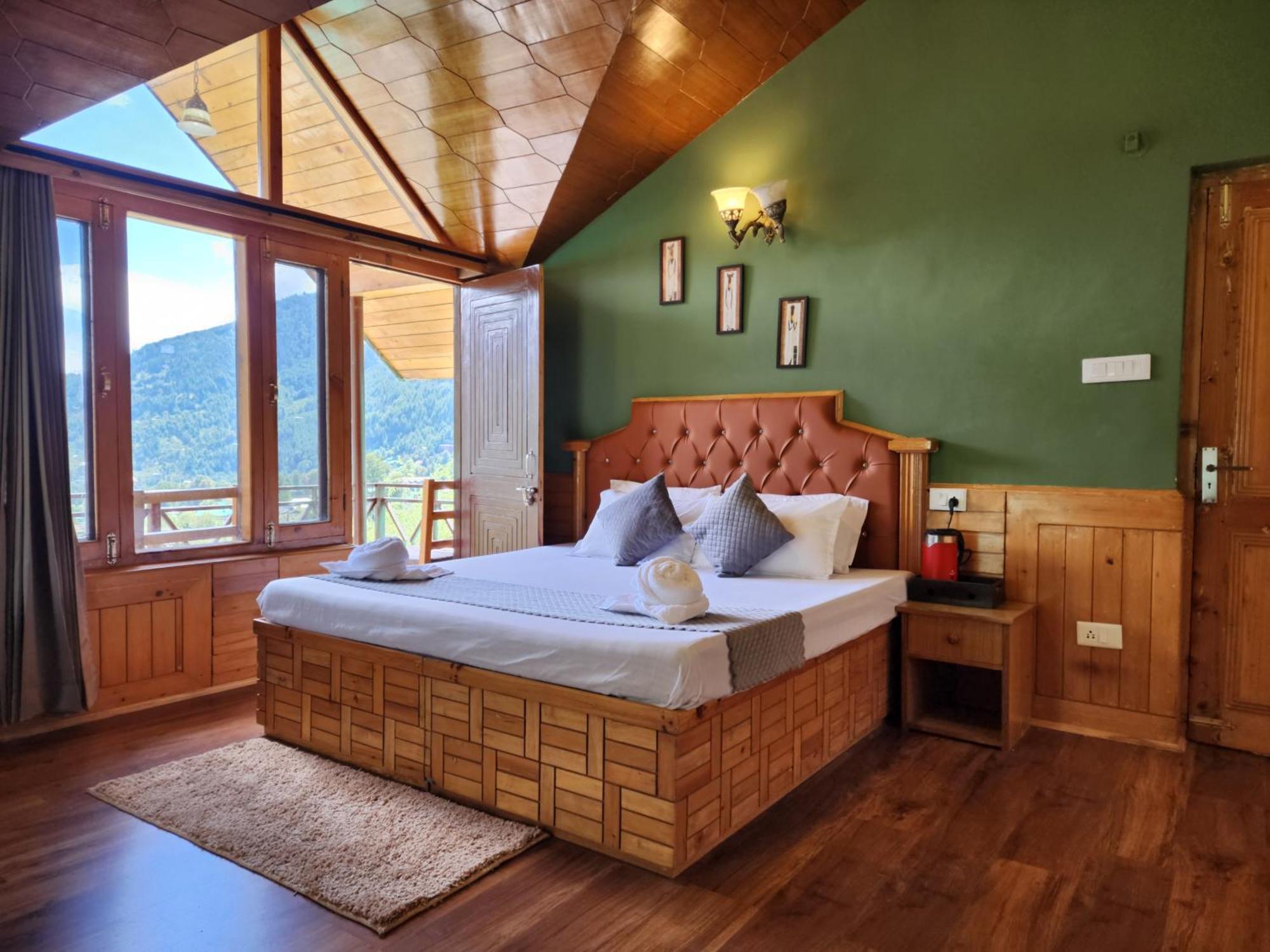 Amaya Retreat *