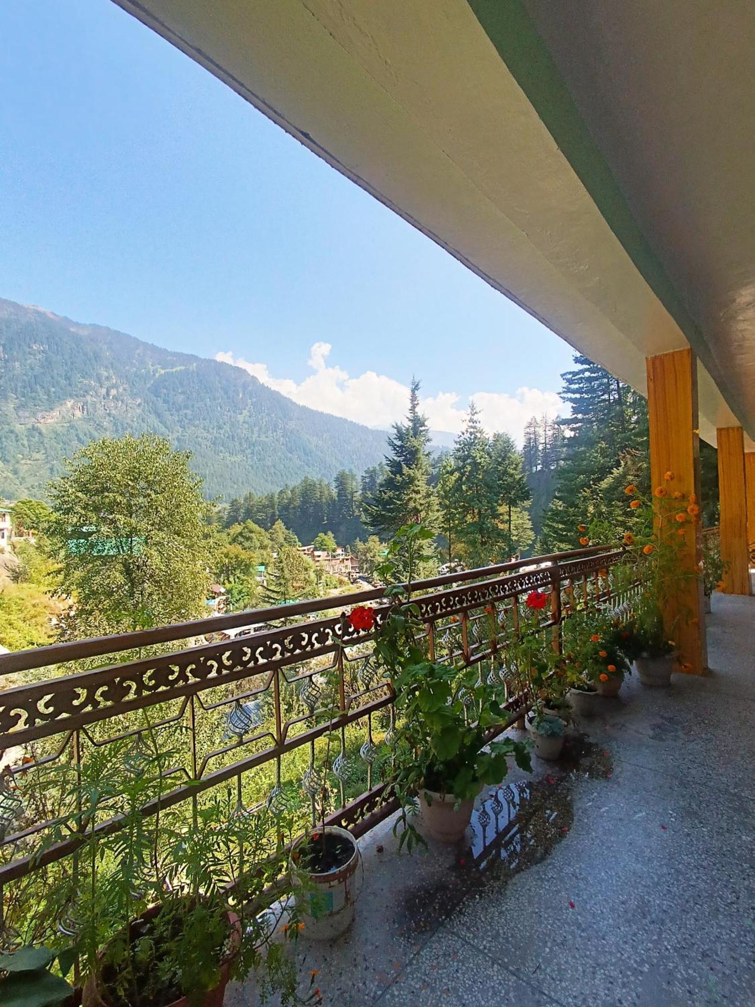 Checkpoint - Path 2 Reforming Thoughts & Hidden Trek's, Explore Srilanka Village Manali (Himachal Pradesh)