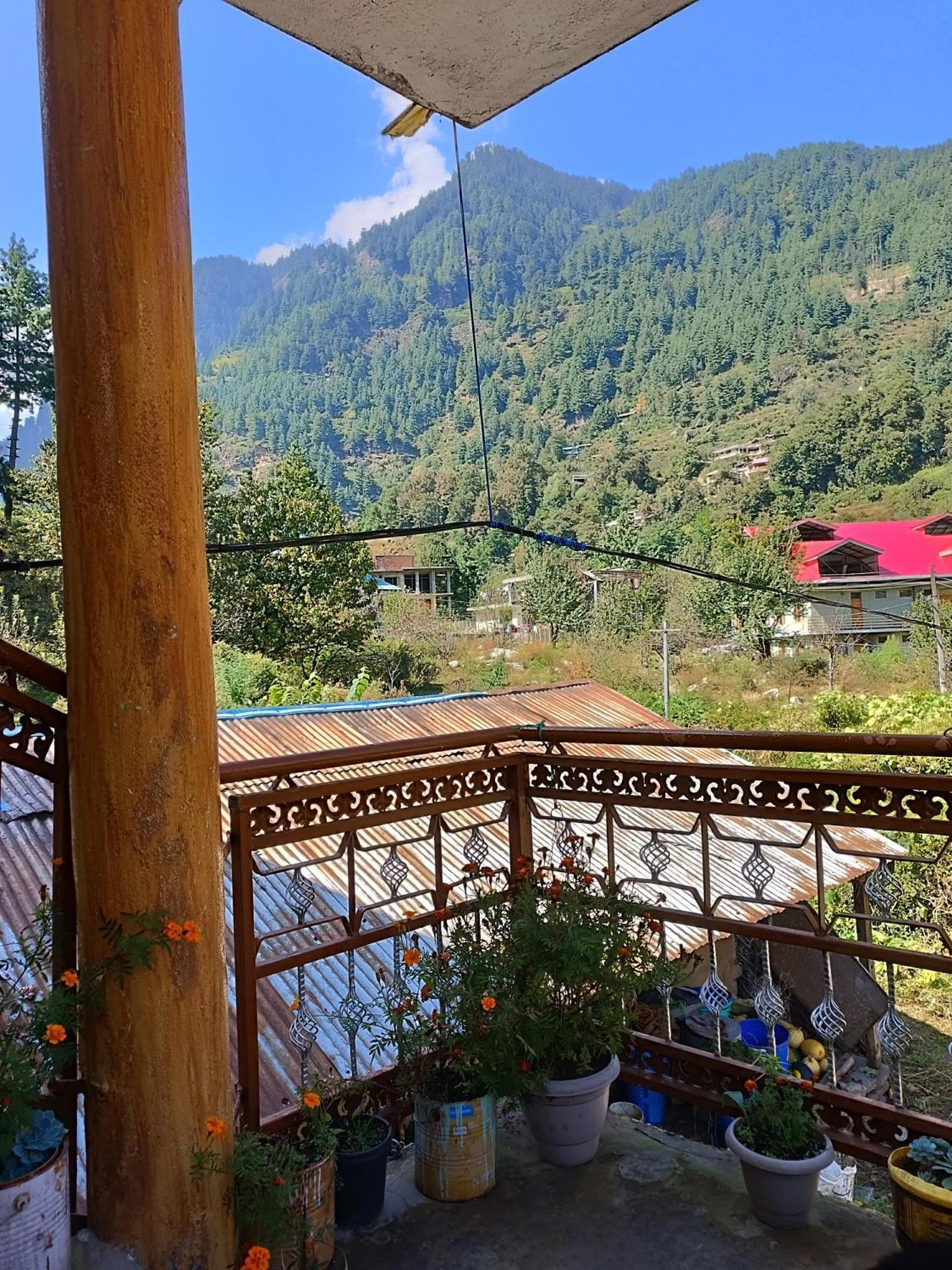 Checkpoint - Path 2 Reforming Thoughts & Hidden Trek's, Explore Srilanka Village * Manali (Himachal Pradesh)