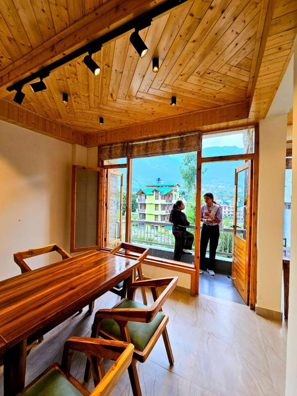 Meraki Khang