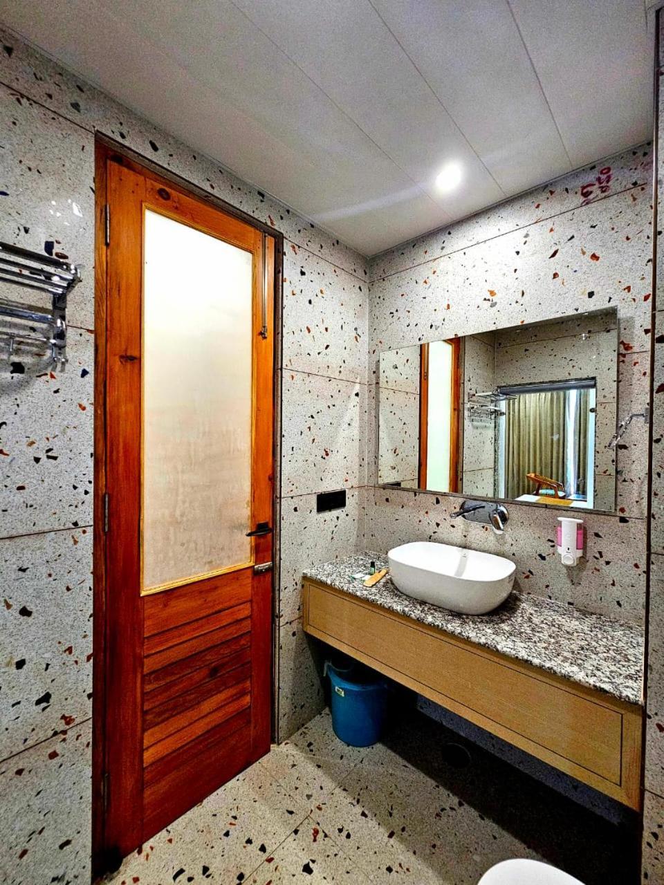 Meraki Khang Hotel 3*