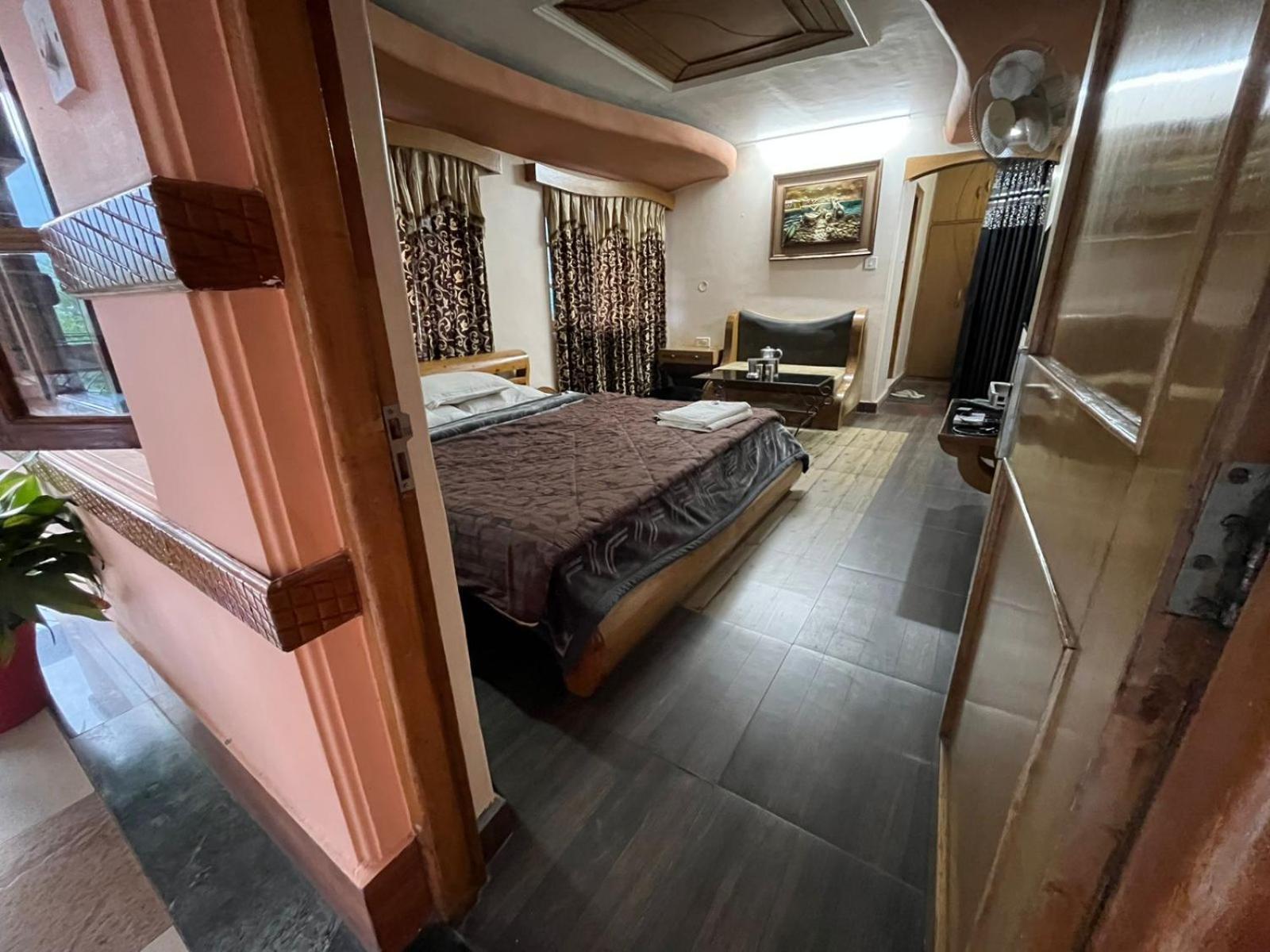 Hotel Snow Manali (Himachal Pradesh)