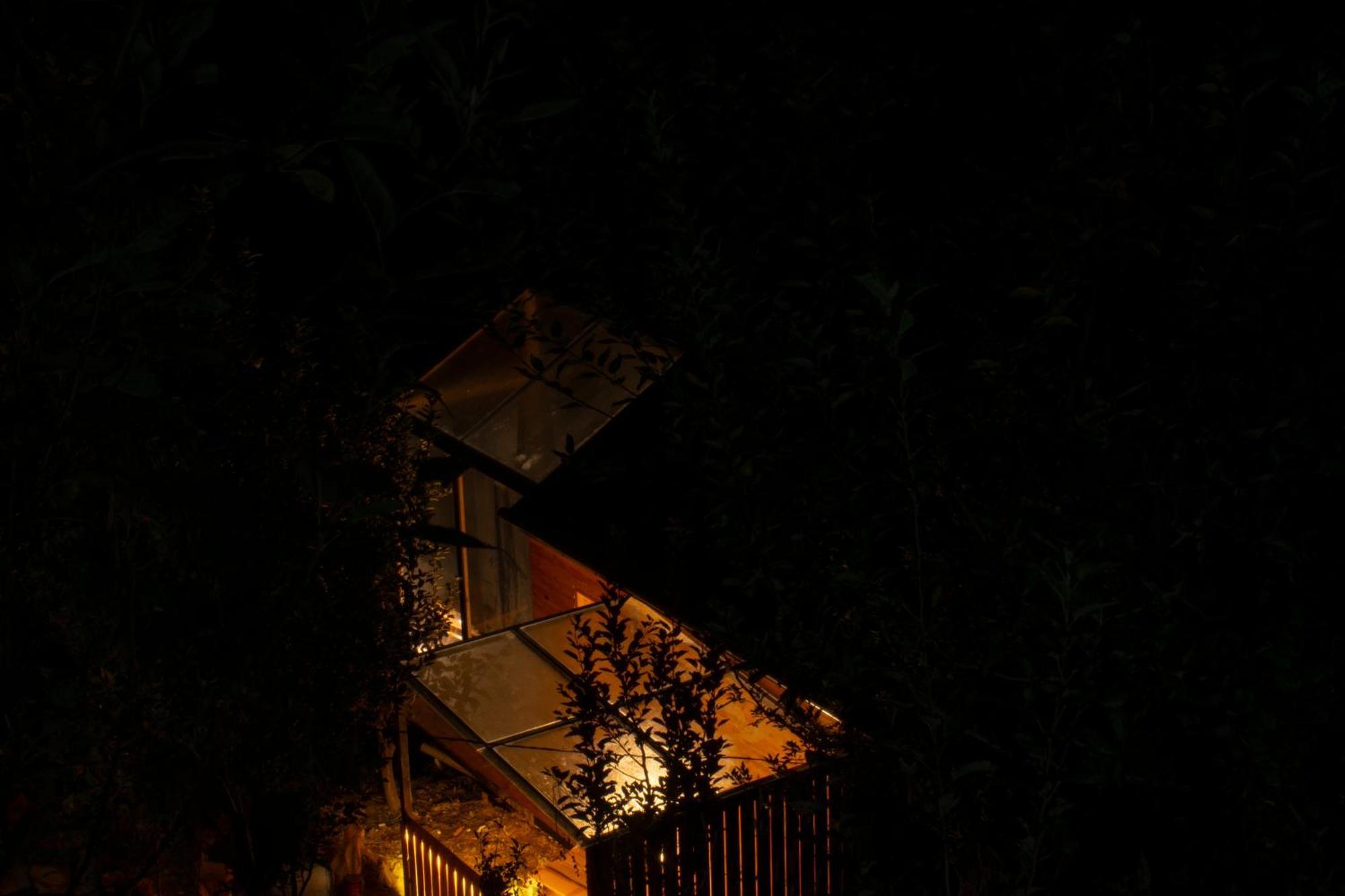 Cove The Glass House Farm stay Manali (Himachal Pradesh)