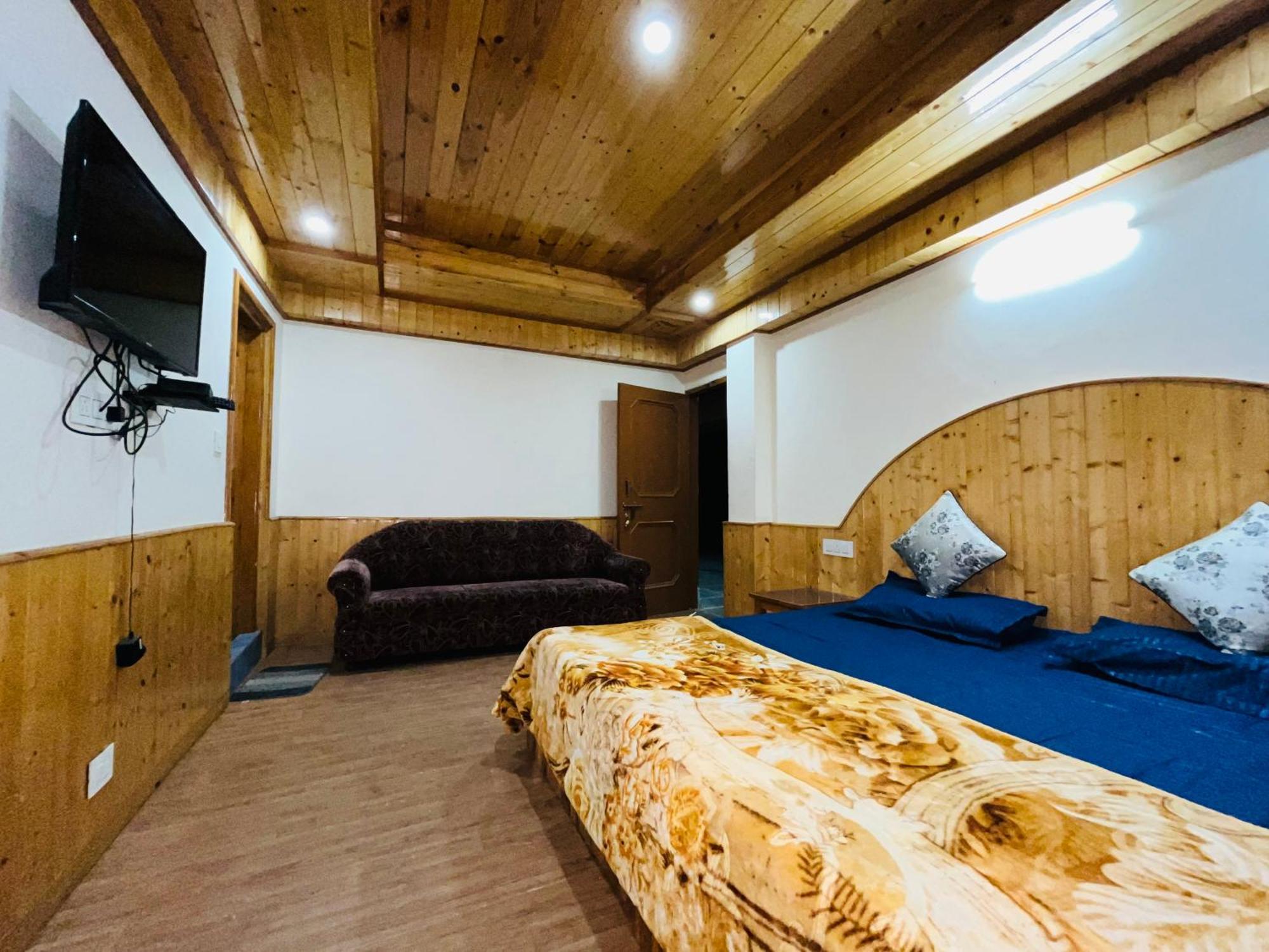 Pine N Peak Homestay *