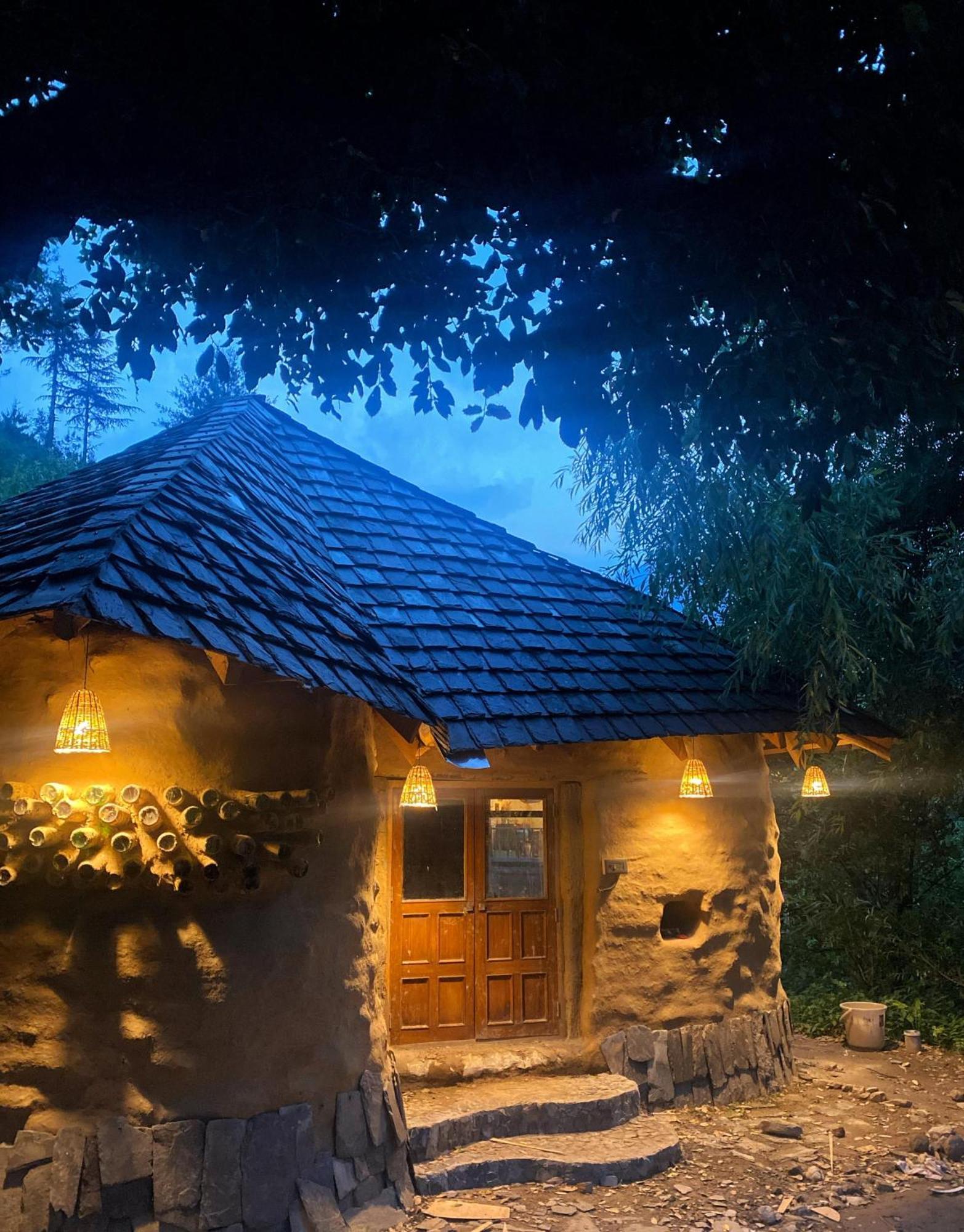 Jankis Commune Lodge Manali (Himachal Pradesh)