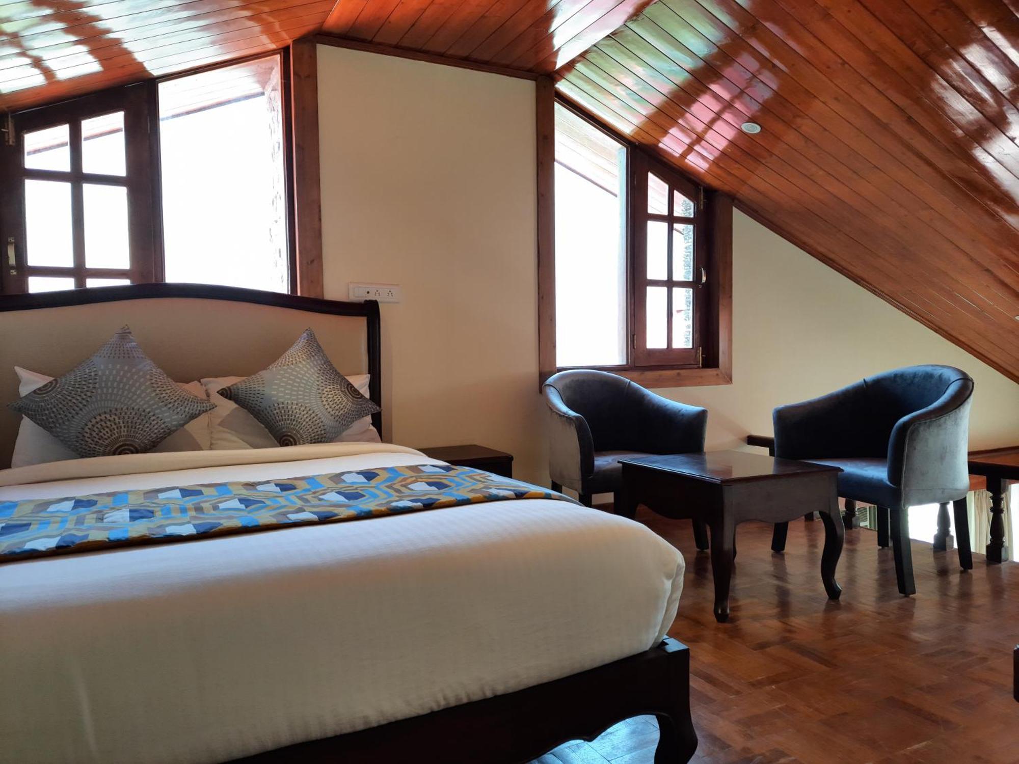 Regenta By Riverside Hotel