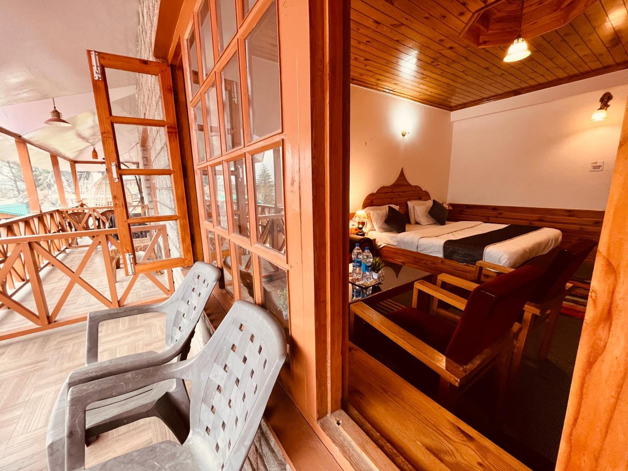 Guest house Sita & Cottage, - A Boutique Wellness Manali (Himachal Pradesh)
