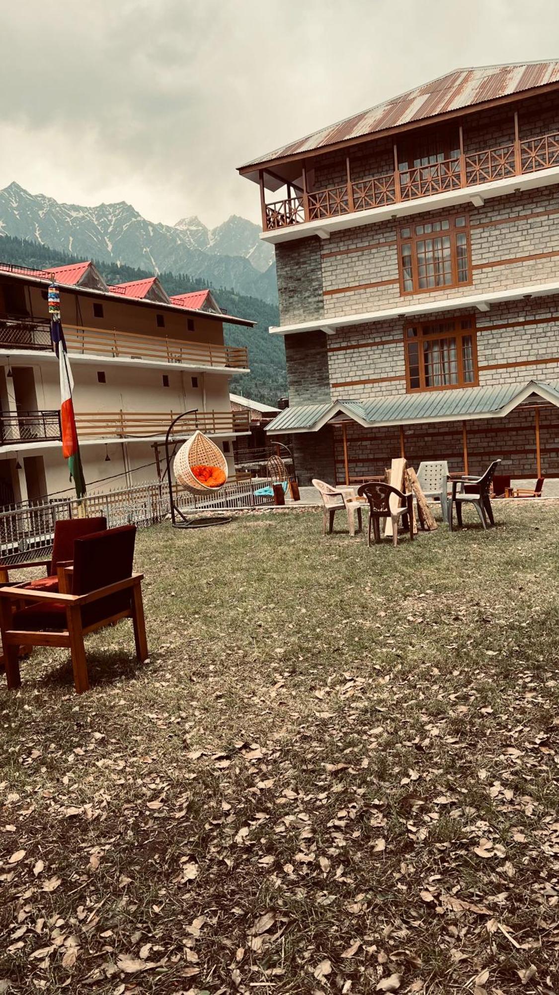 Sita & Cottage, - A Boutique Wellness * Manali (Himachal Pradesh)