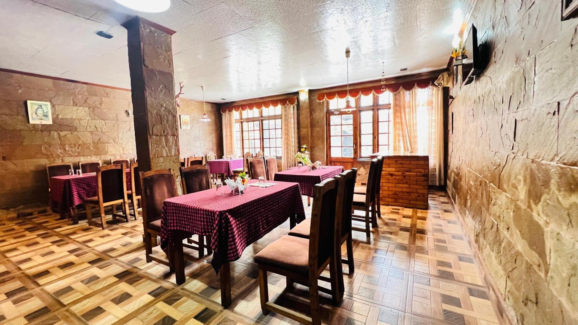 Guest house Sita & Cottage, - A Boutique Wellness Manali (Himachal Pradesh)
