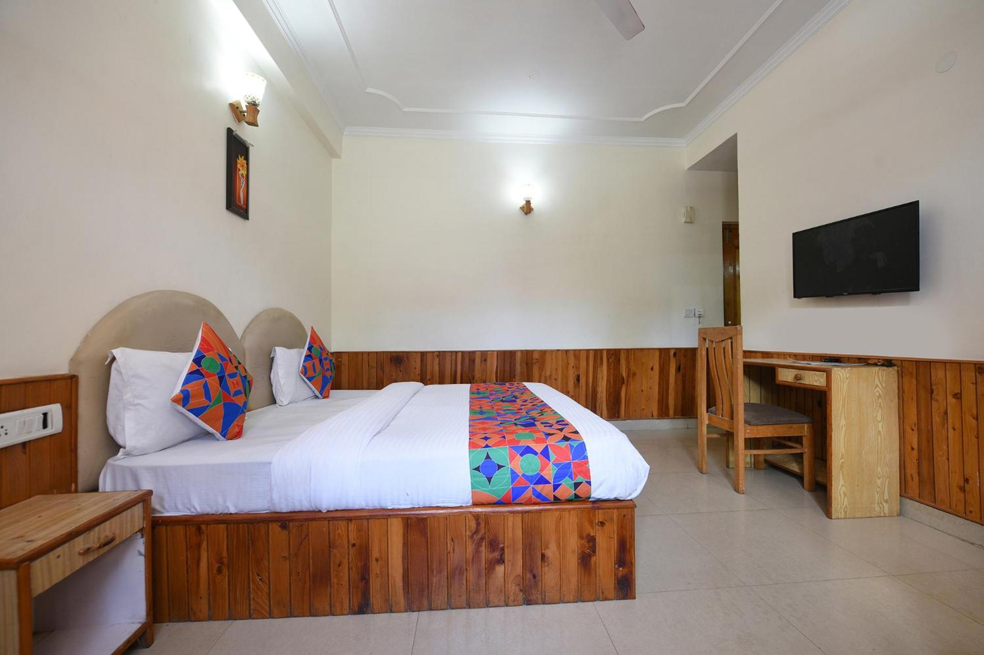 Hotel Fabhotel K Square