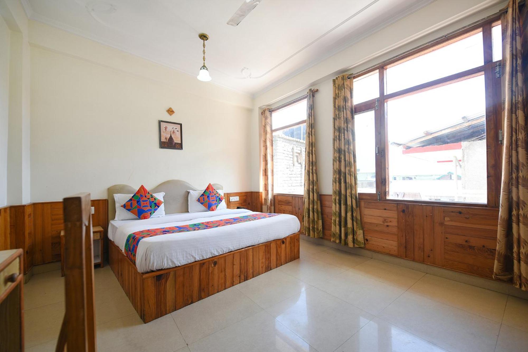 Hotel Fabhotel K Square Manali (Himachal Pradesh)