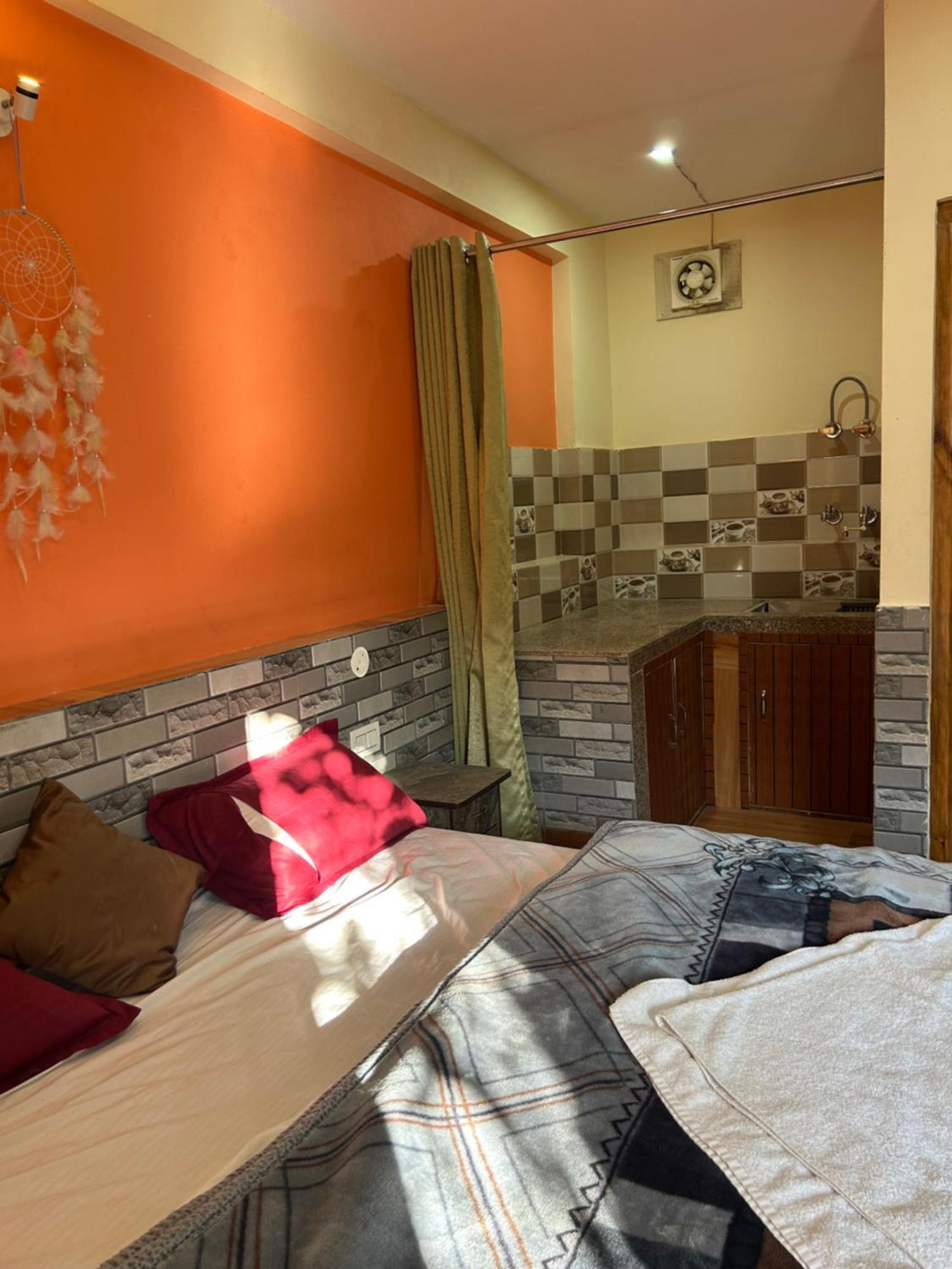 Little Heaven Homestay *