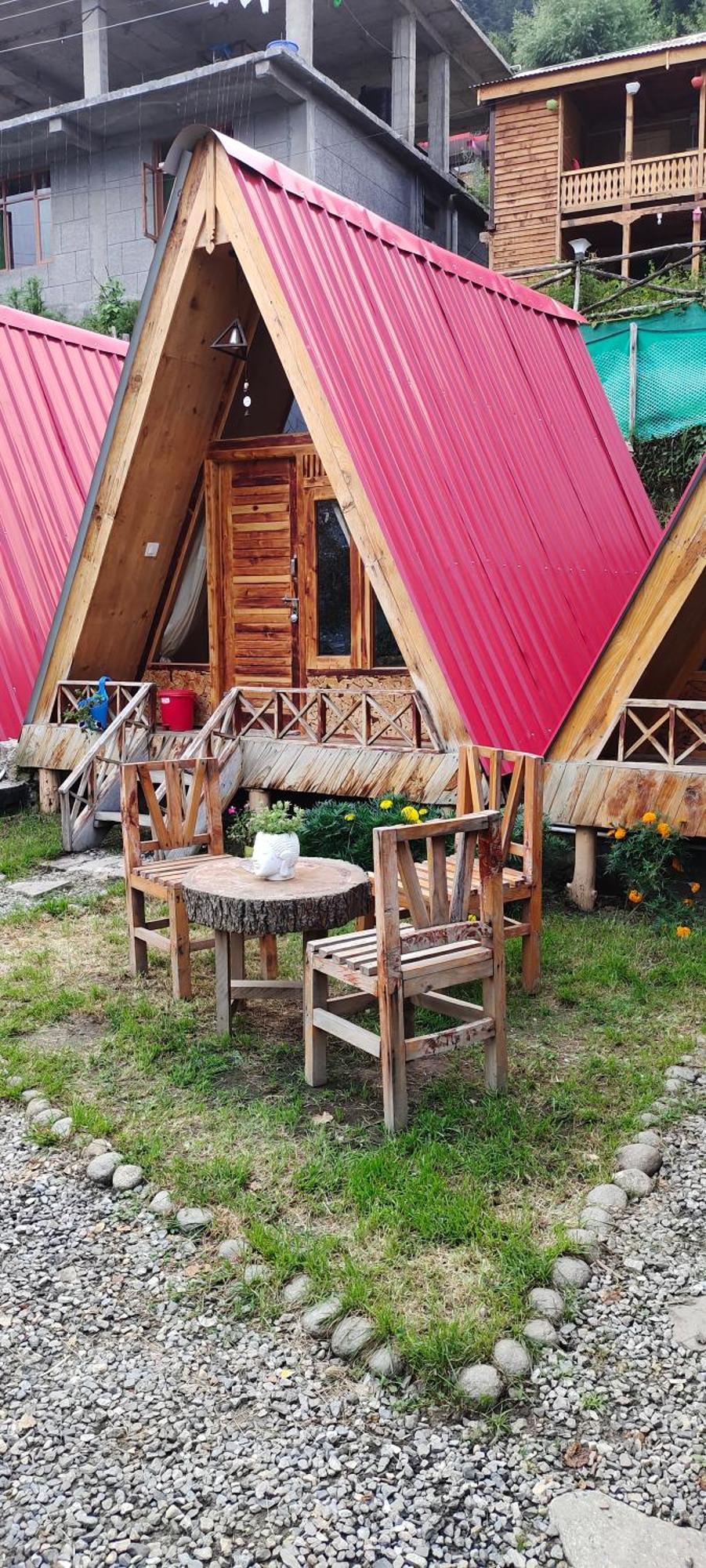 Muse Meadow Huts & Homestay Hotel 5*