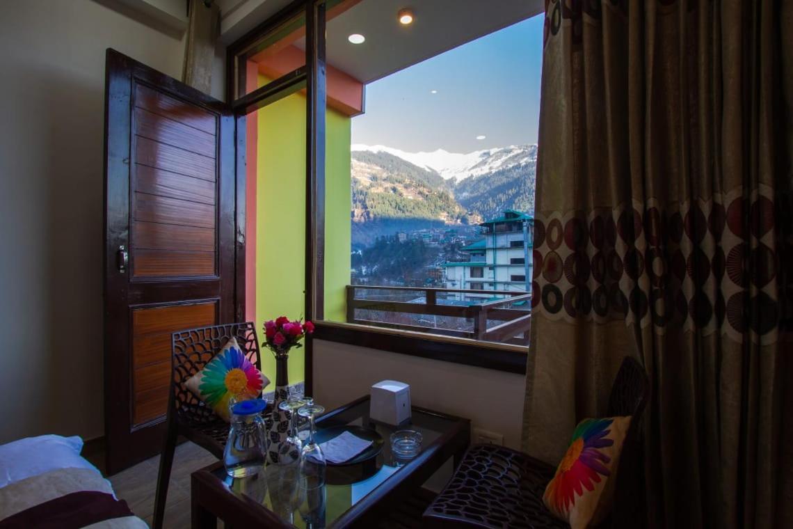 Pinaak Rosett 5* Manali (Himachal Pradesh)
