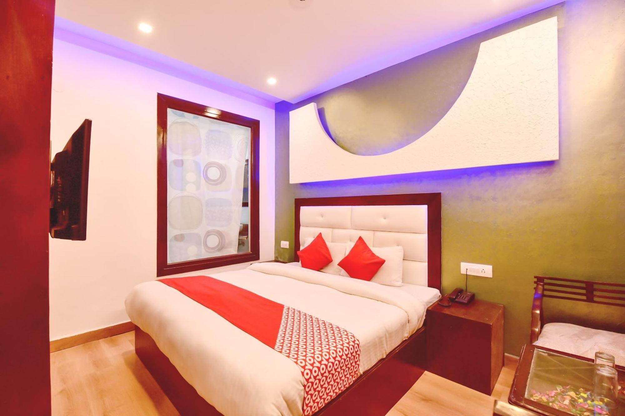 O Whispering River Hotel