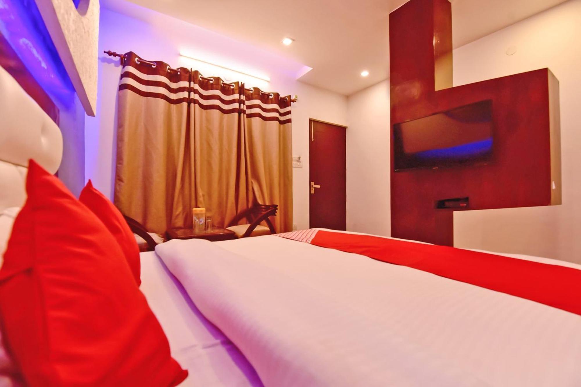 Hotel O Whispering River 3*