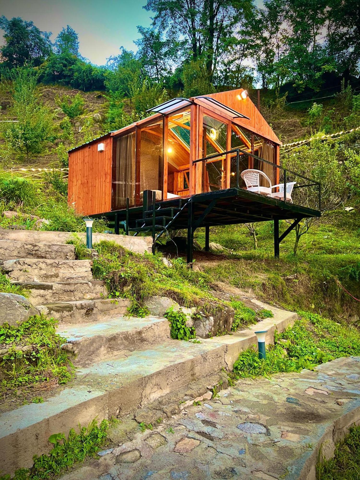 Glass By Urban Monk- Unique Centrally Heated With Electric Blankets Manali (Himachal Pradesh)