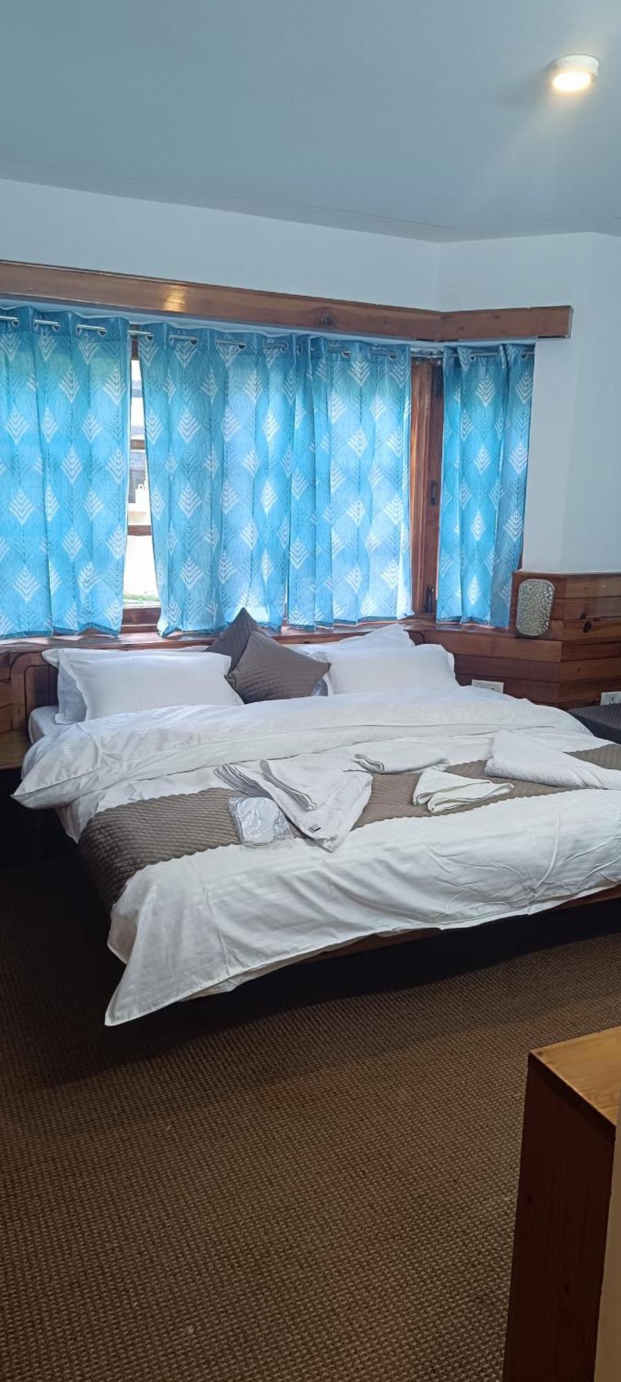 Cornol Zorawar Bed & Breakfast Manali (Himachal Pradesh)