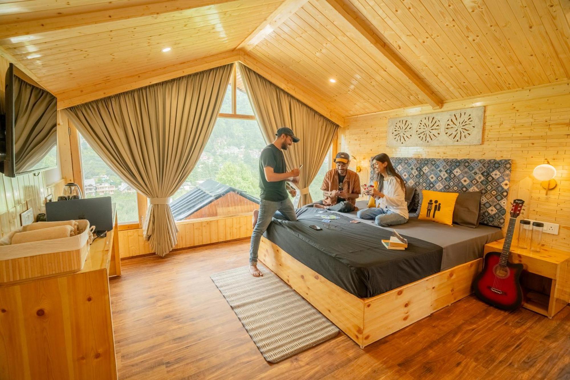 Hostel The Old Manali, Manu Temple