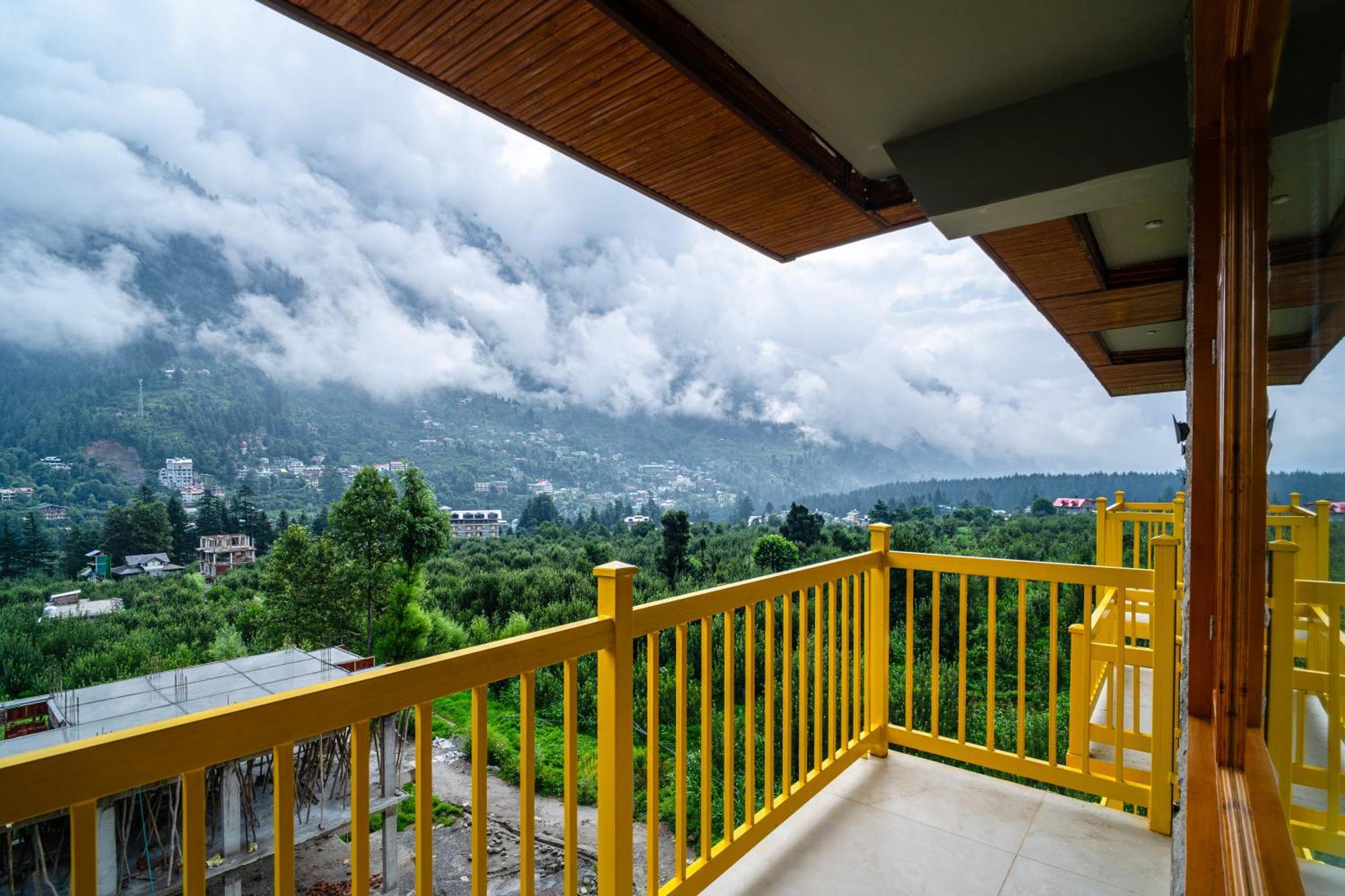 Hostel The Old Manali, Manu Temple