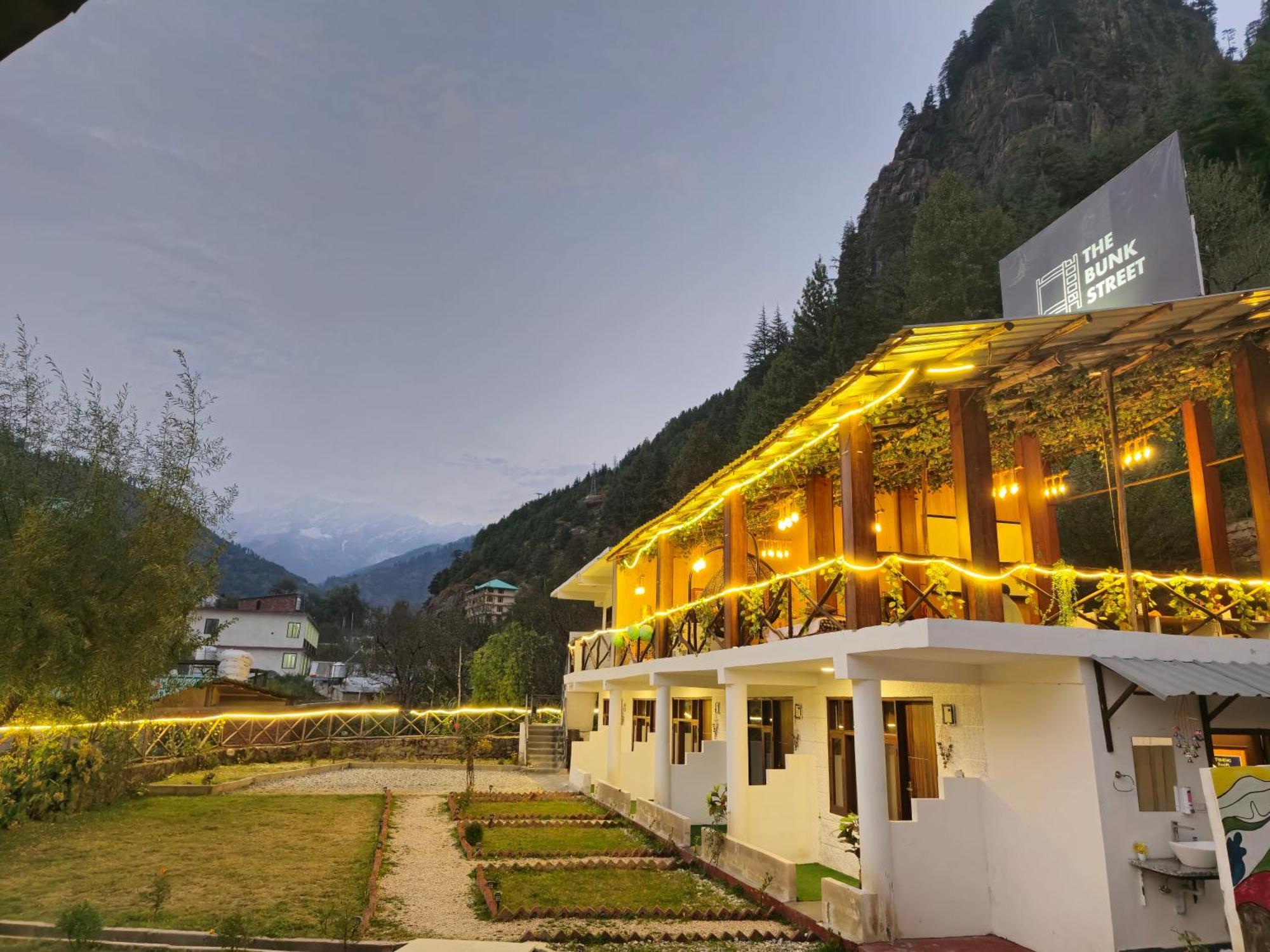 The Bunk Street Manali (Himachal Pradesh)