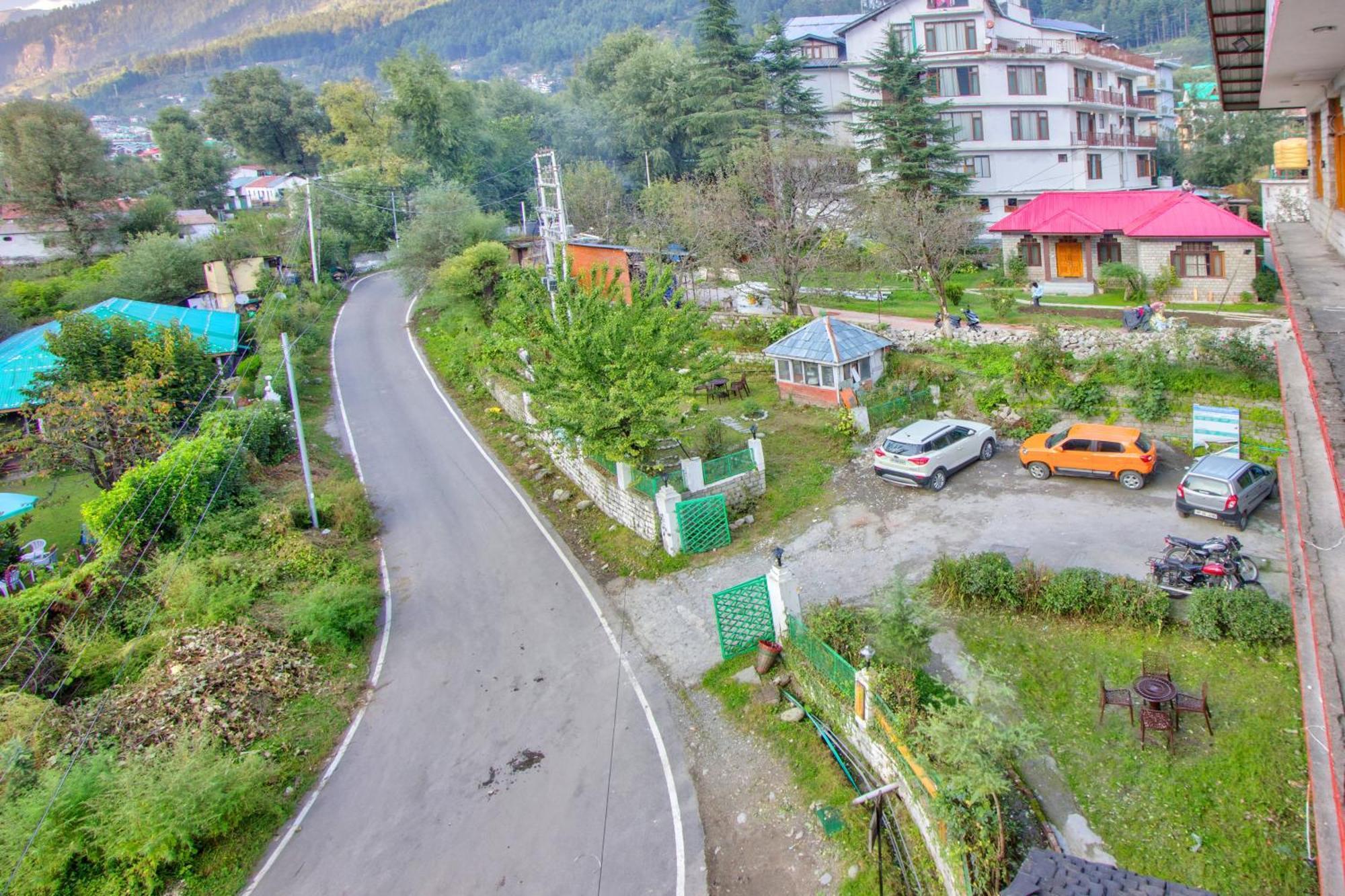 Hotel White Mountain