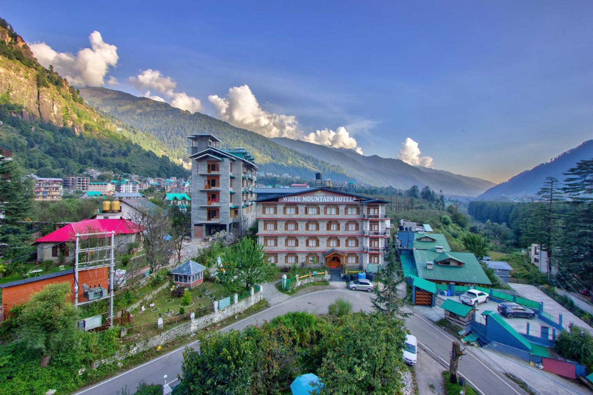 Hotel White Mountain 3*
