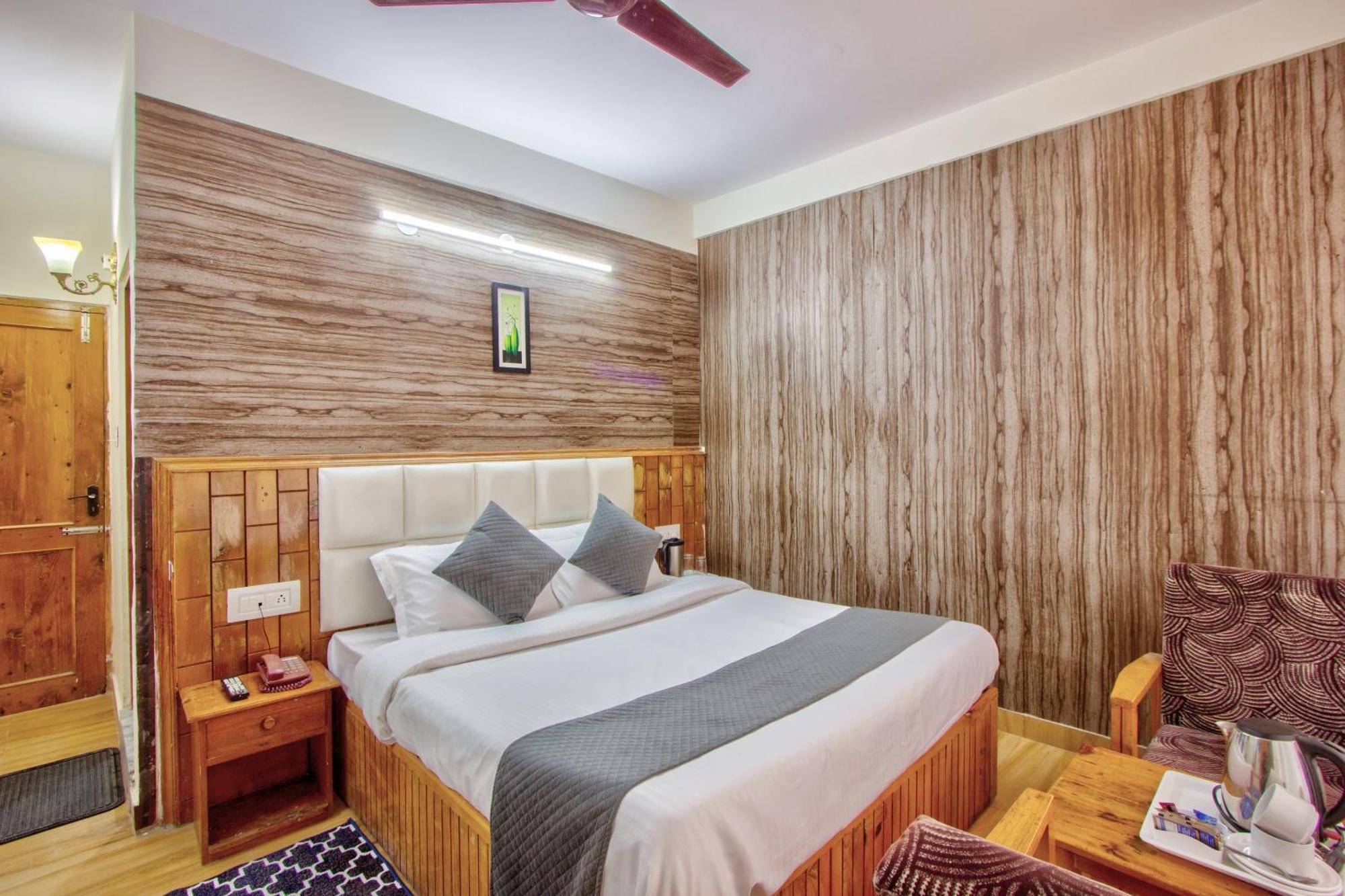 Hotel White Mountain 3*