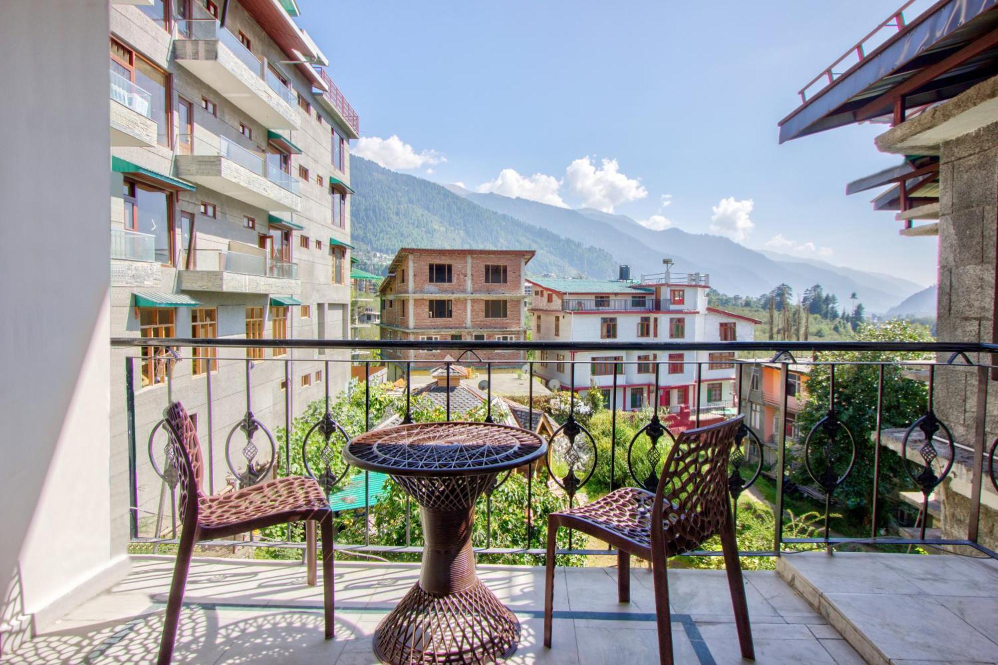 White Mountain Hotel Manali (Himachal Pradesh)