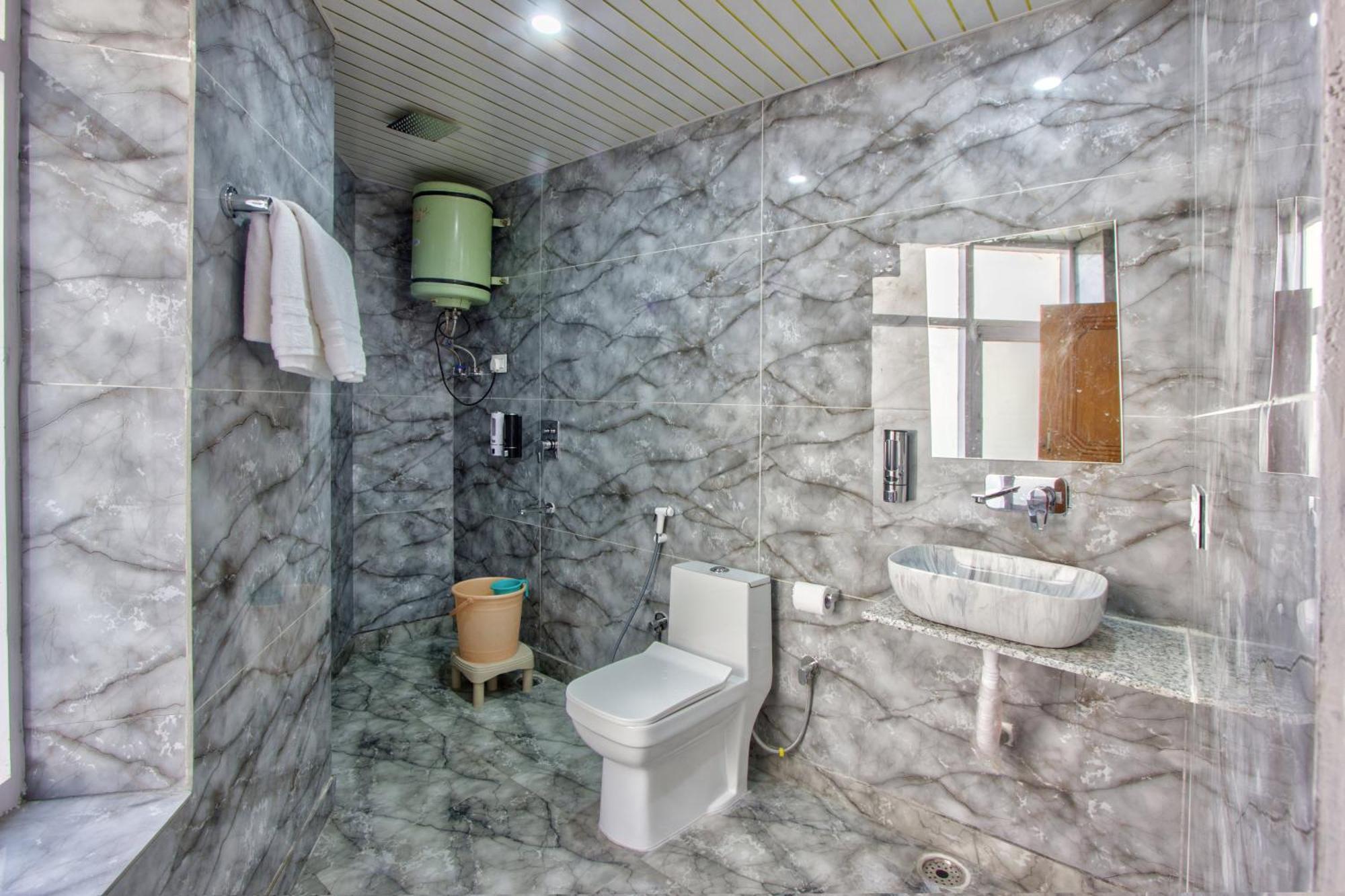 Hotel White Mountain 3*