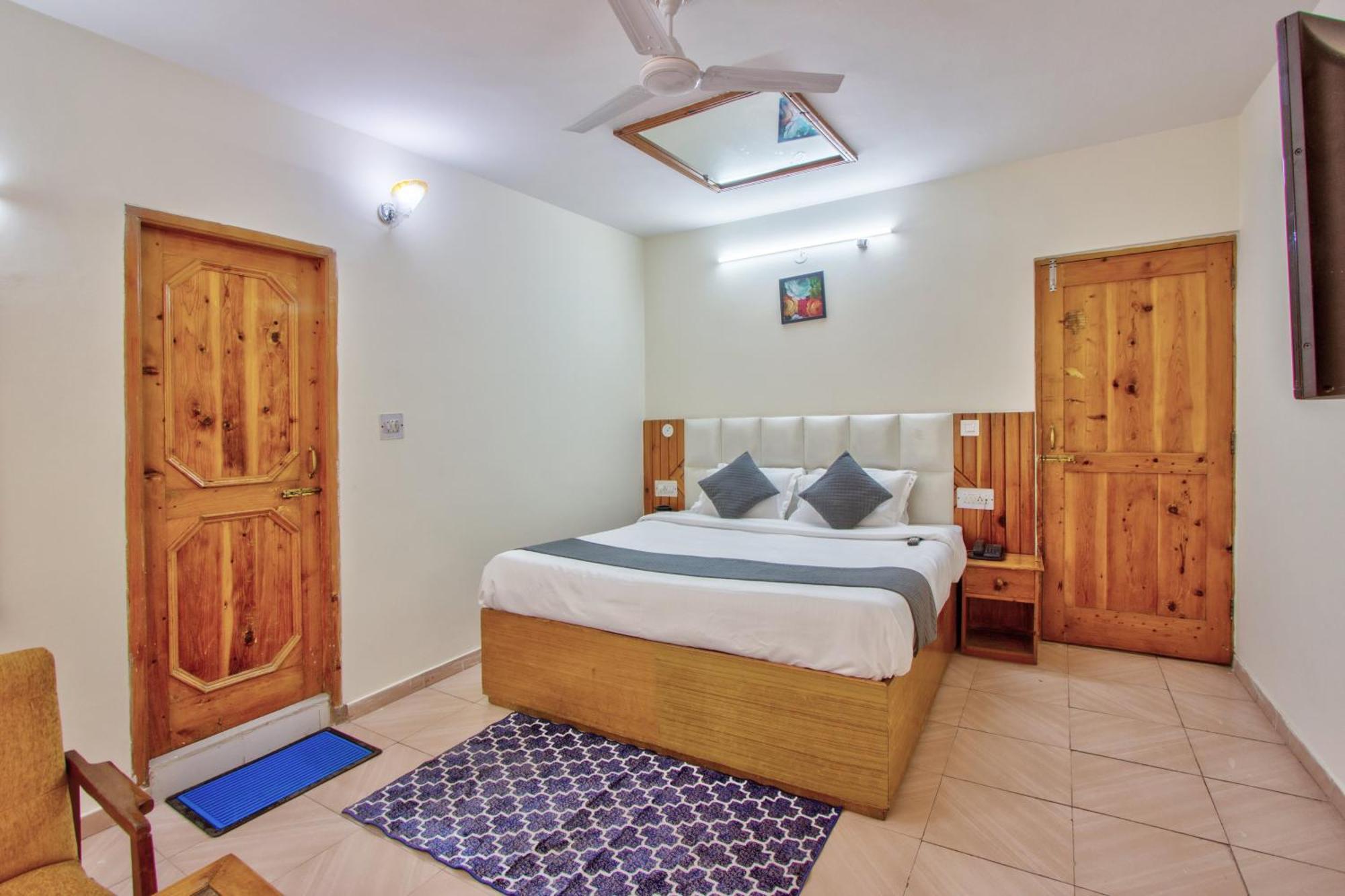 Hotel White Mountain 3*
