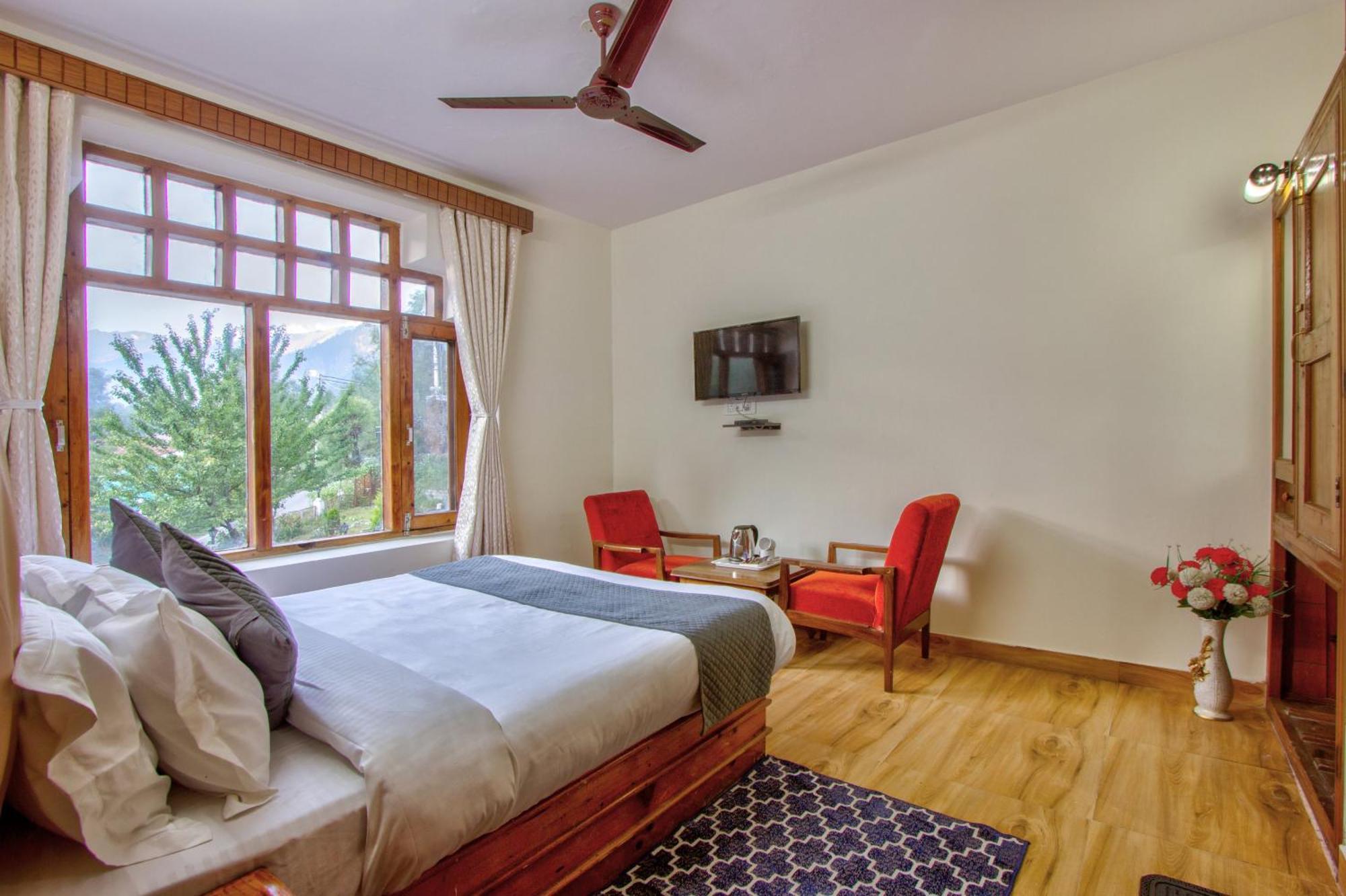 Hotel White Mountain Manali (Himachal Pradesh)