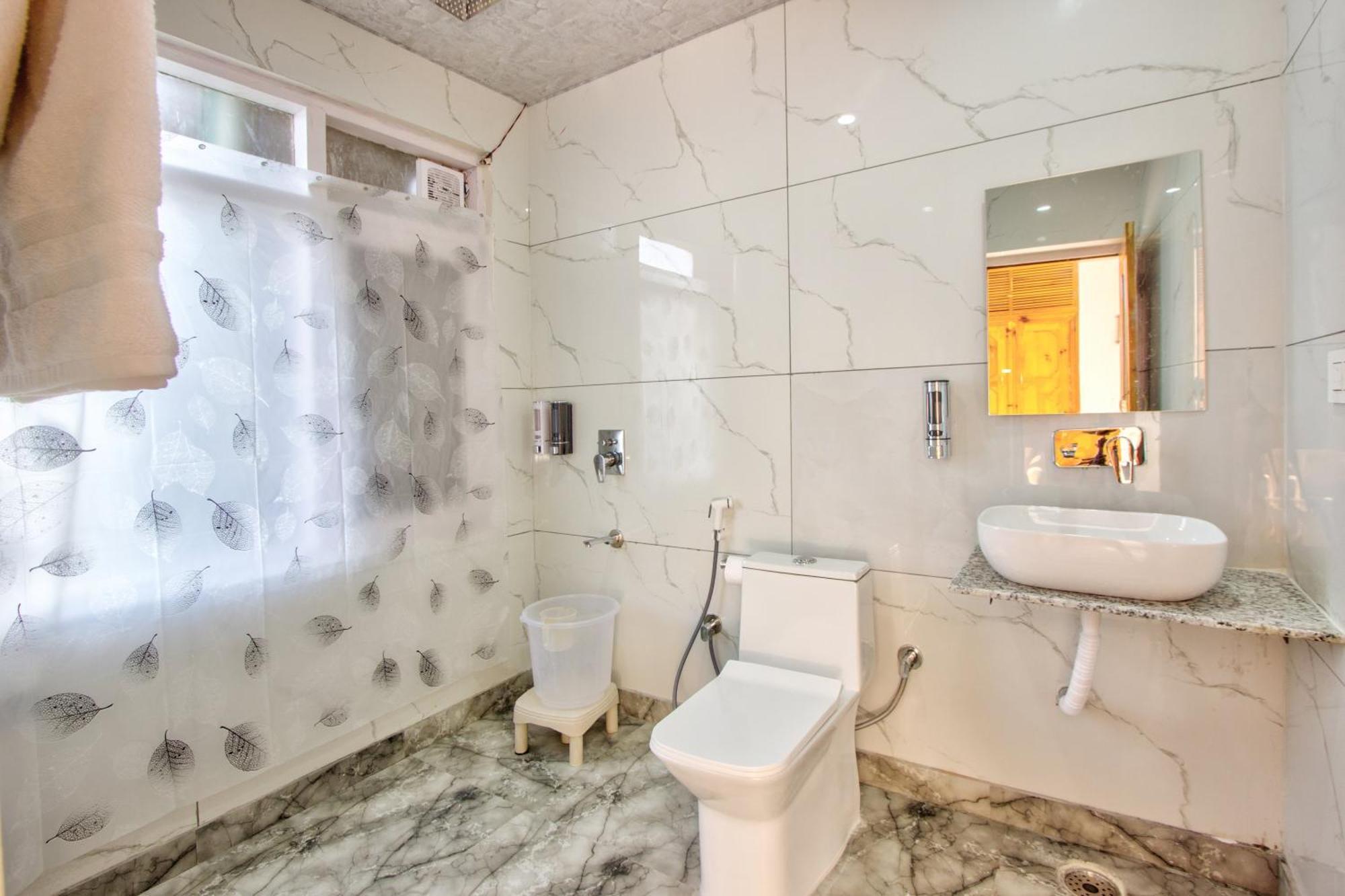 White Mountain Hotel