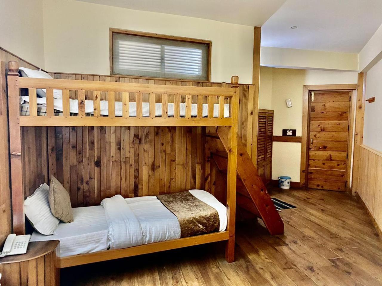 Hotel The Vashisht, - A Four Star Luxury