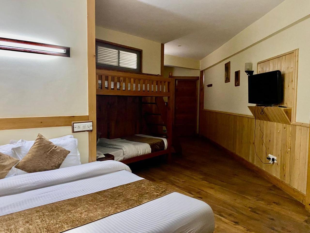The Vashisht, - A Four Star Luxury Hotel 4*