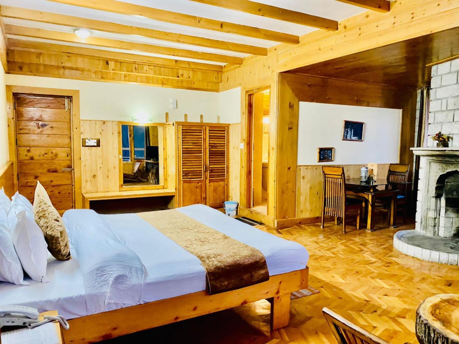 Hotel The Vashisht, - A Four Star Luxury