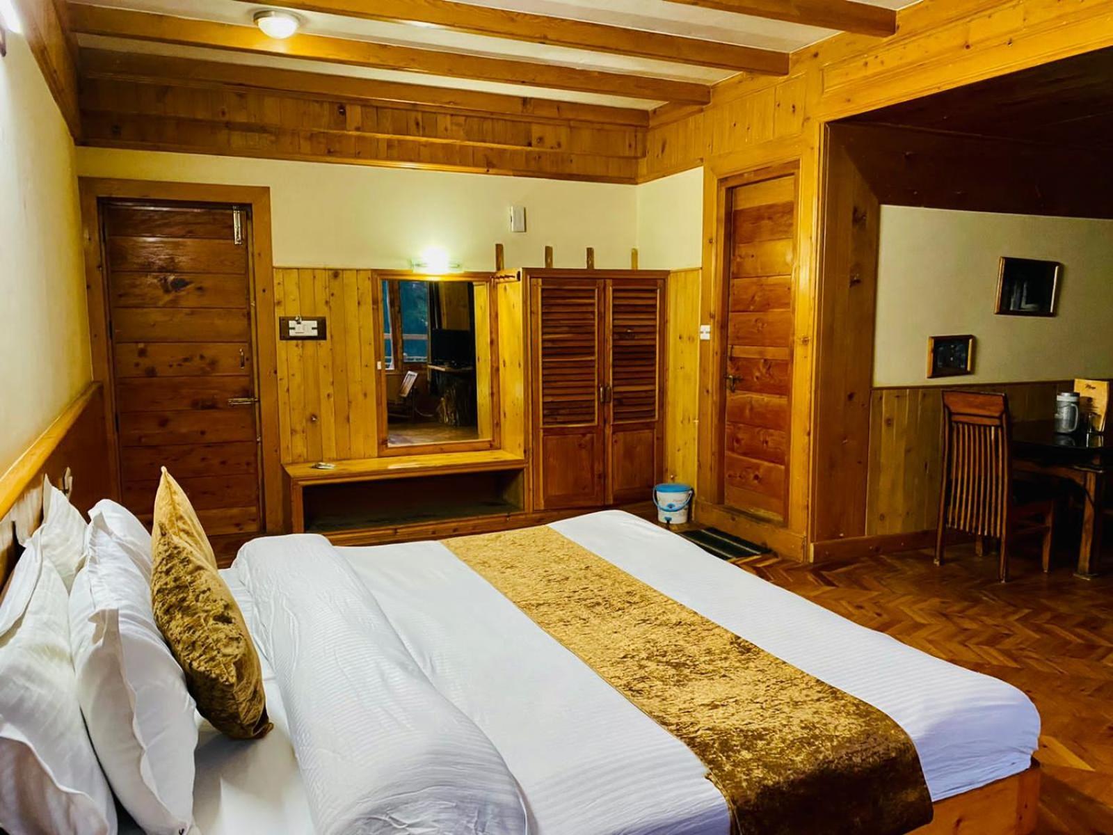Hotel The Vashisht, - A Four Star Luxury