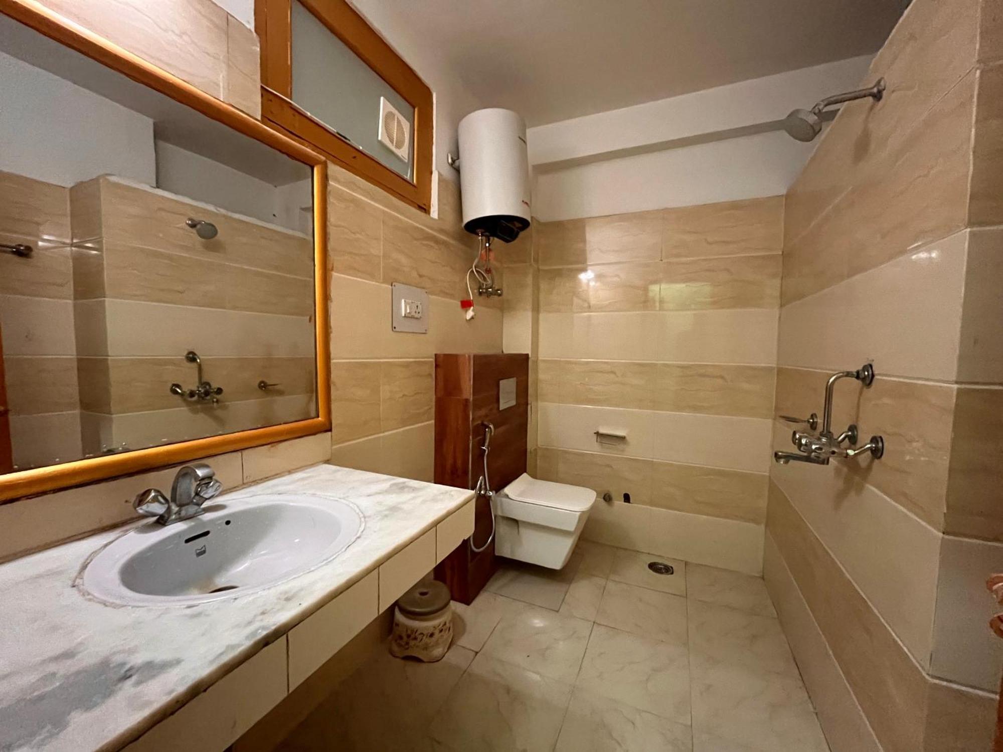Hotel Naina Spring Resort, - Away From City Hustle Manali (Himachal Pradesh)