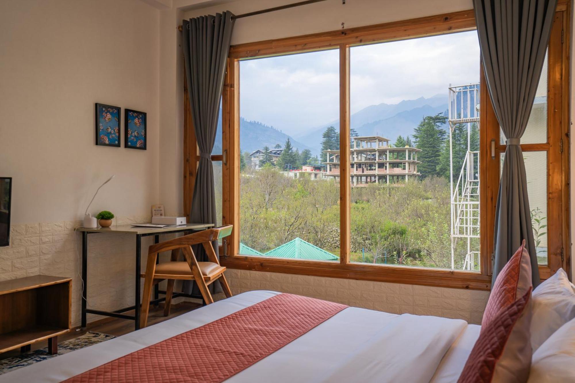 Alt Life Manali, Old
