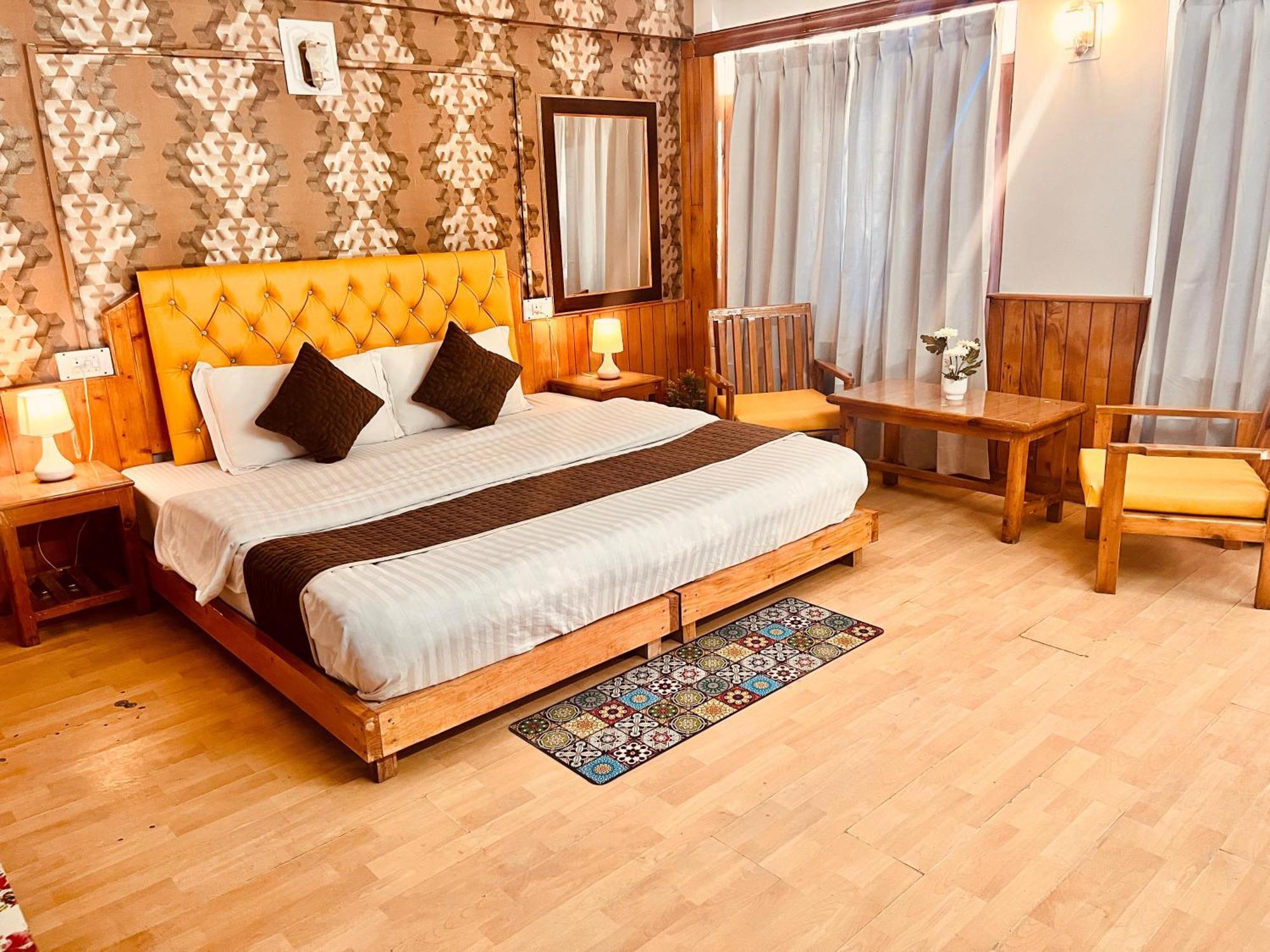 Hotel The Ganga - Affordable Luxury Near Mall Road